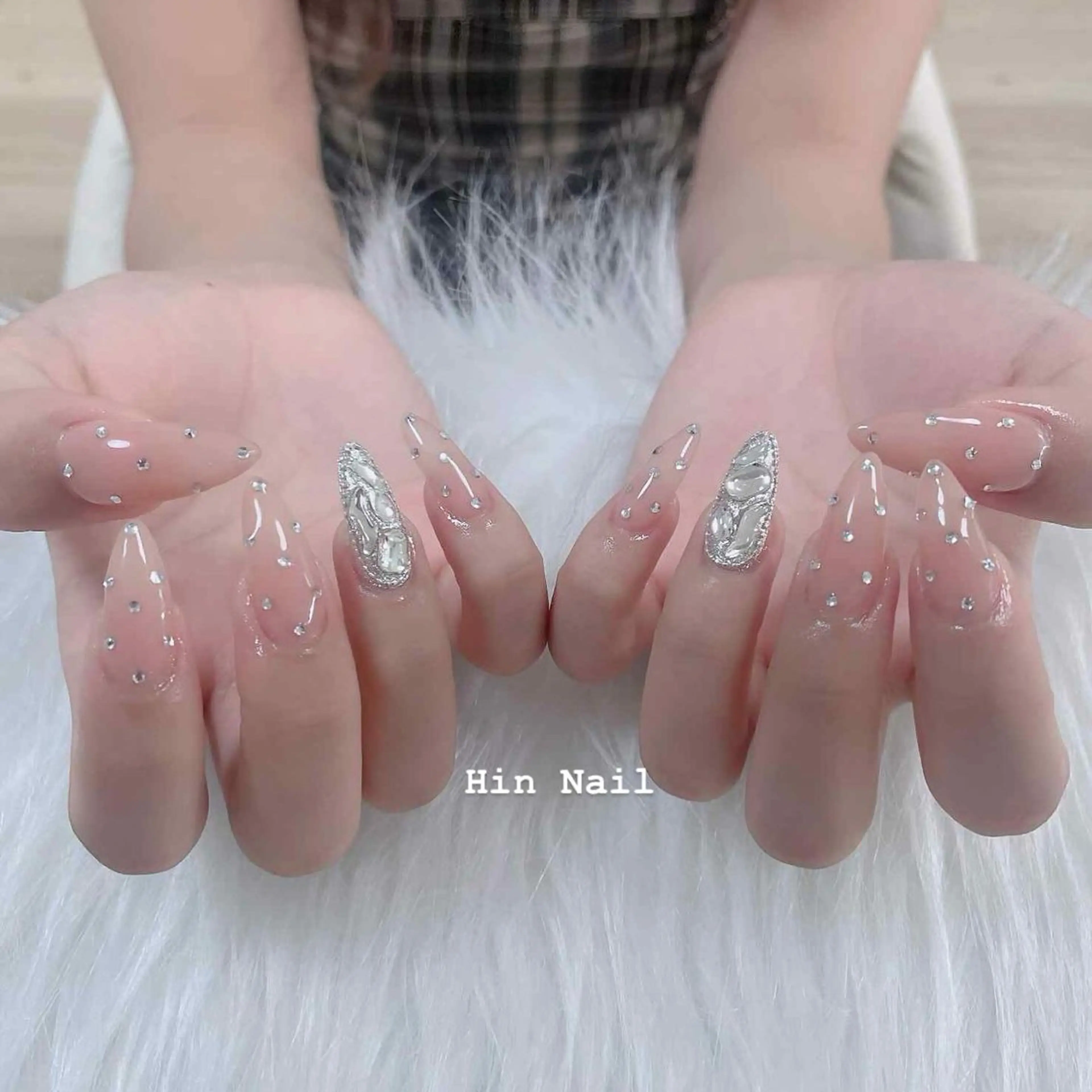 ネイル ハンドネイル HIN NAILのネイルデザイン