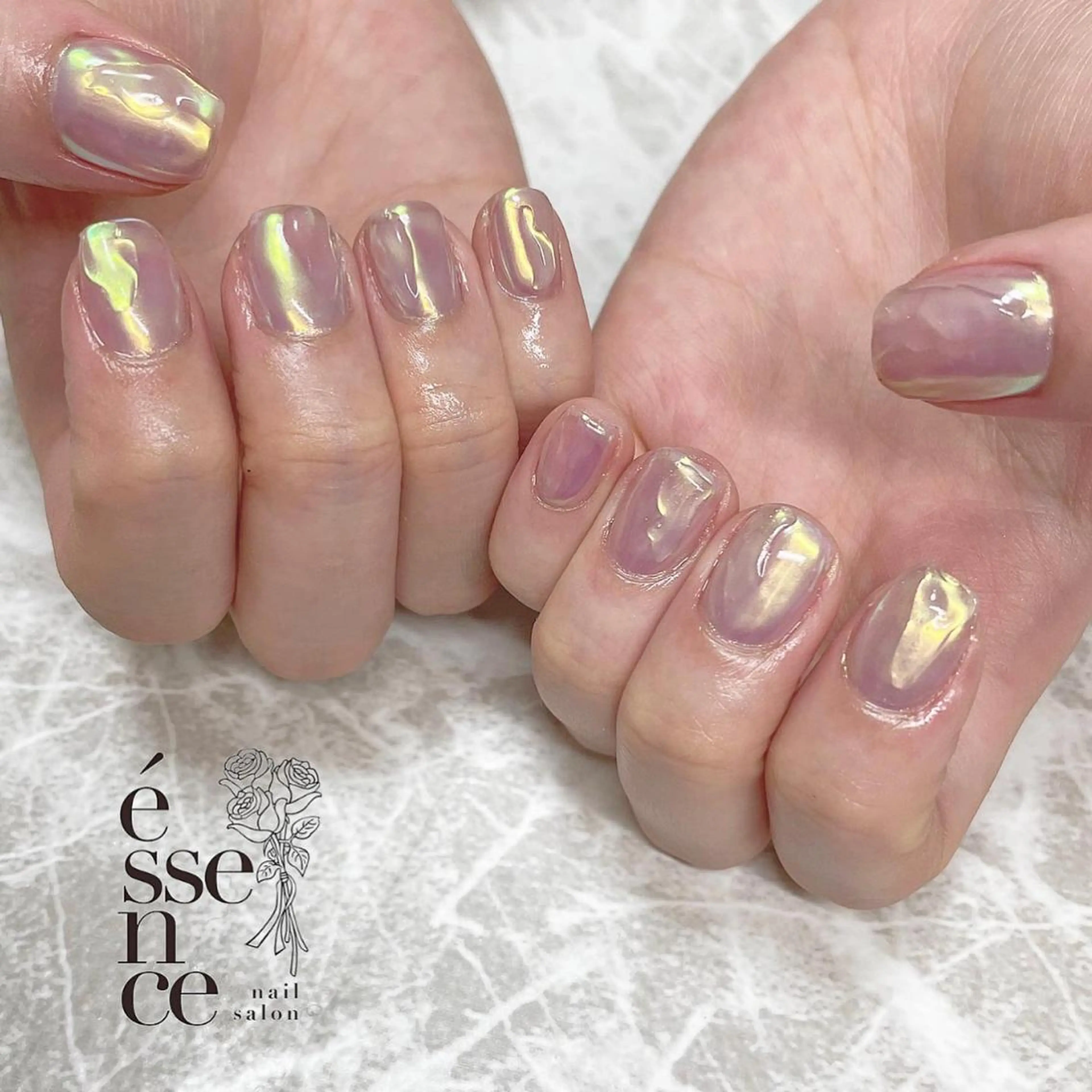 ネイル essence所属・pétit maakoのネイルデザイン