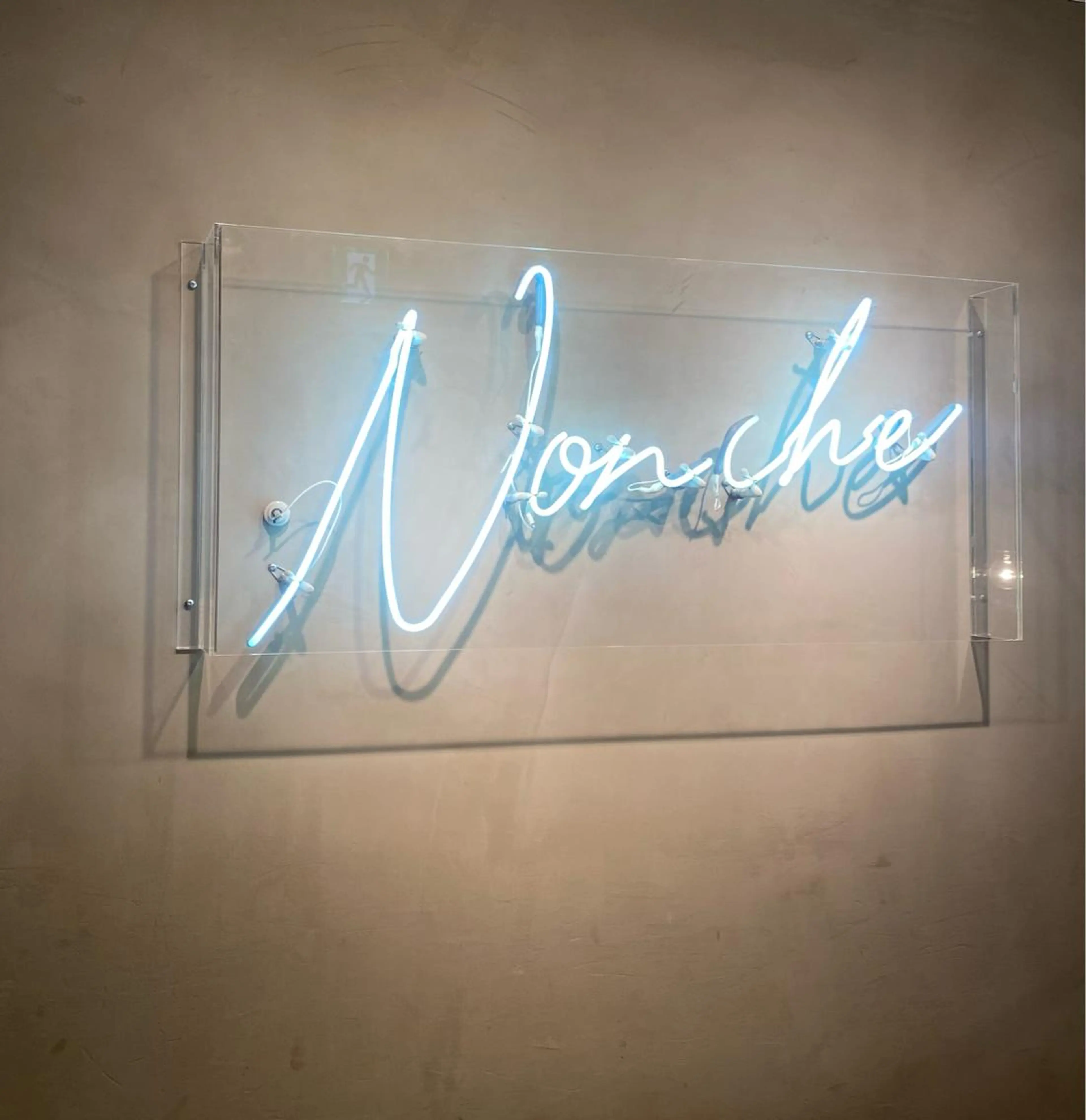 Nonche所属・Nonche 甲斐奈々美のマツエク・マツパデザイン