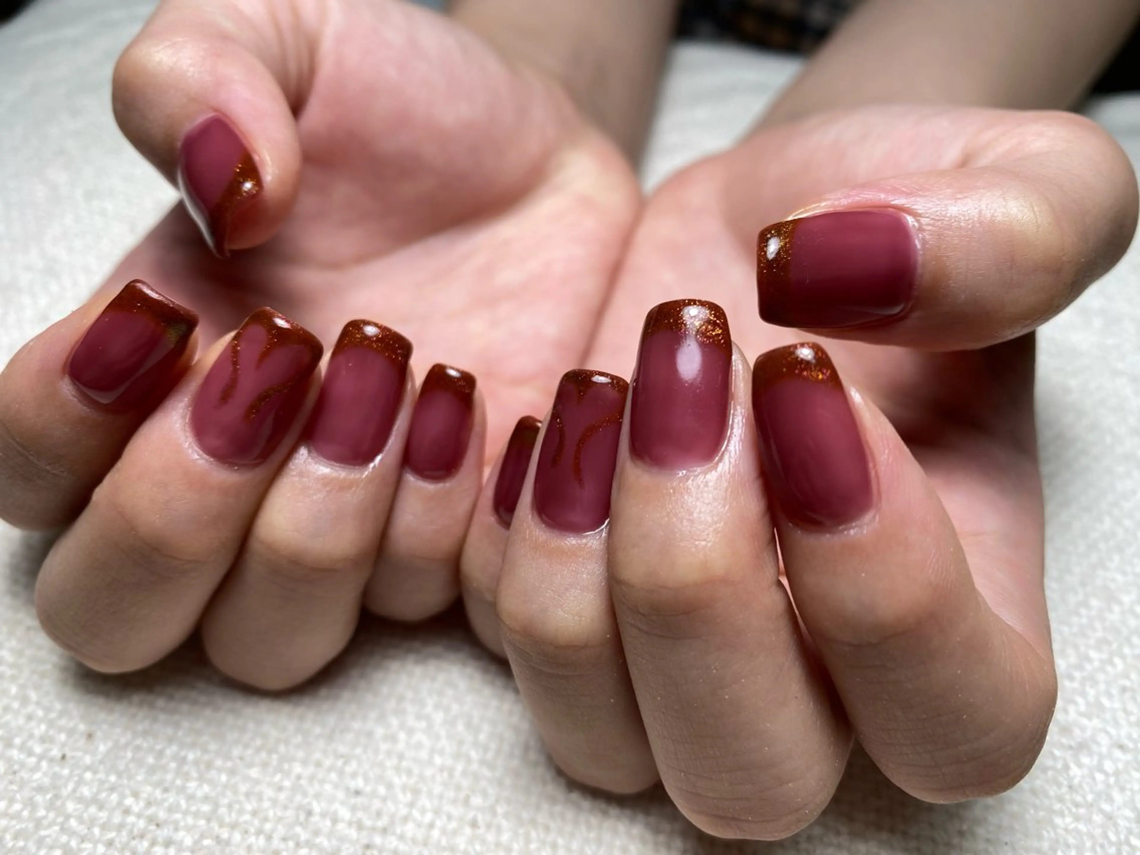 ネイル フレンチネイル ハート ハンドネイル atelier moamのネイルデザイン