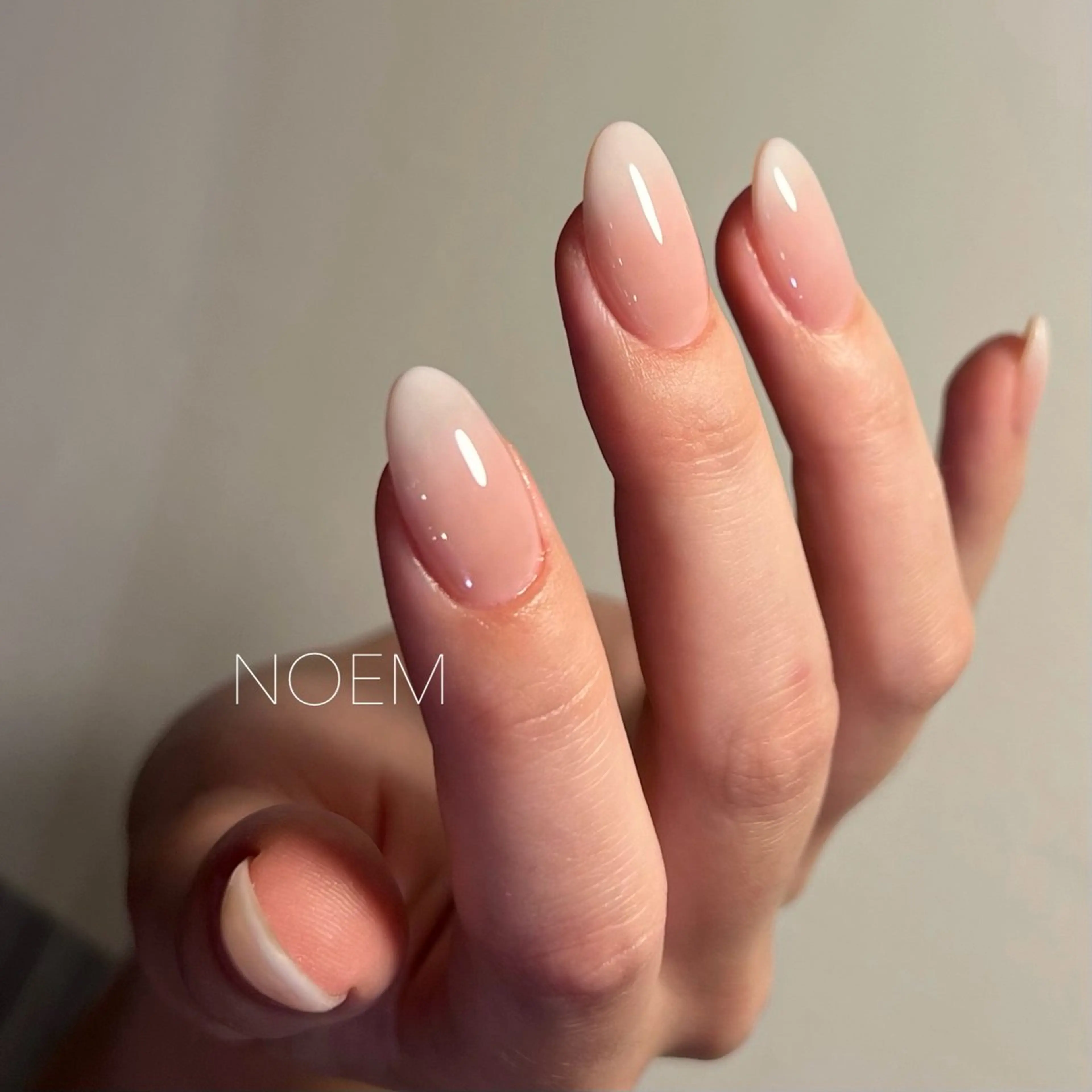 ネイル アートネイル YUKARI NOEMのネイルデザイン