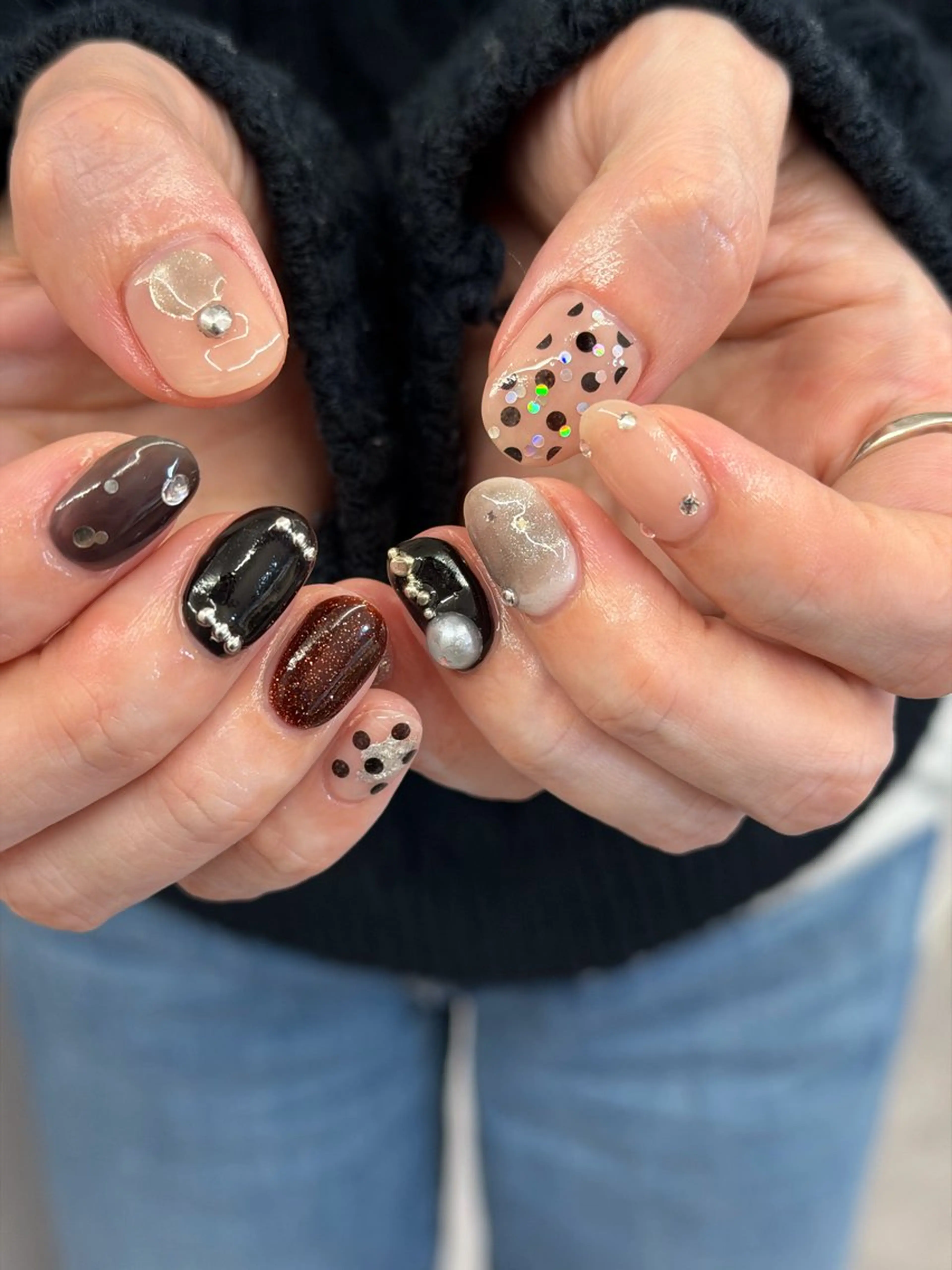 ネイル ジェルネイル 韓国ネイル マグネットネイル ニュアンスネイル パラジェル ハンドネイル ハンドケア Bana_ Nailのネイルデザイン