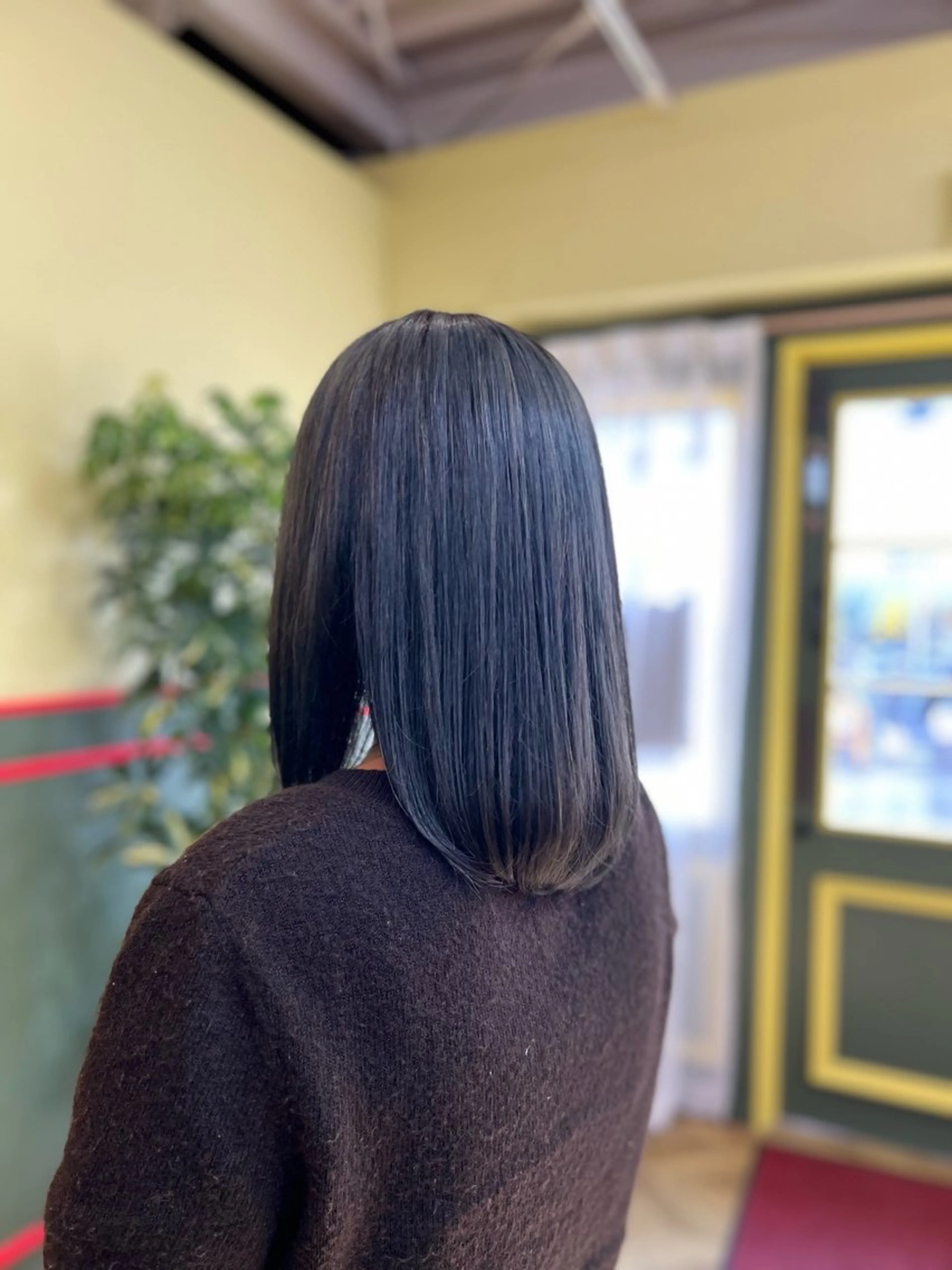 セミロング ヘアカラー トリートメント cureK所属・米倉 麻衣のヘアスタイル