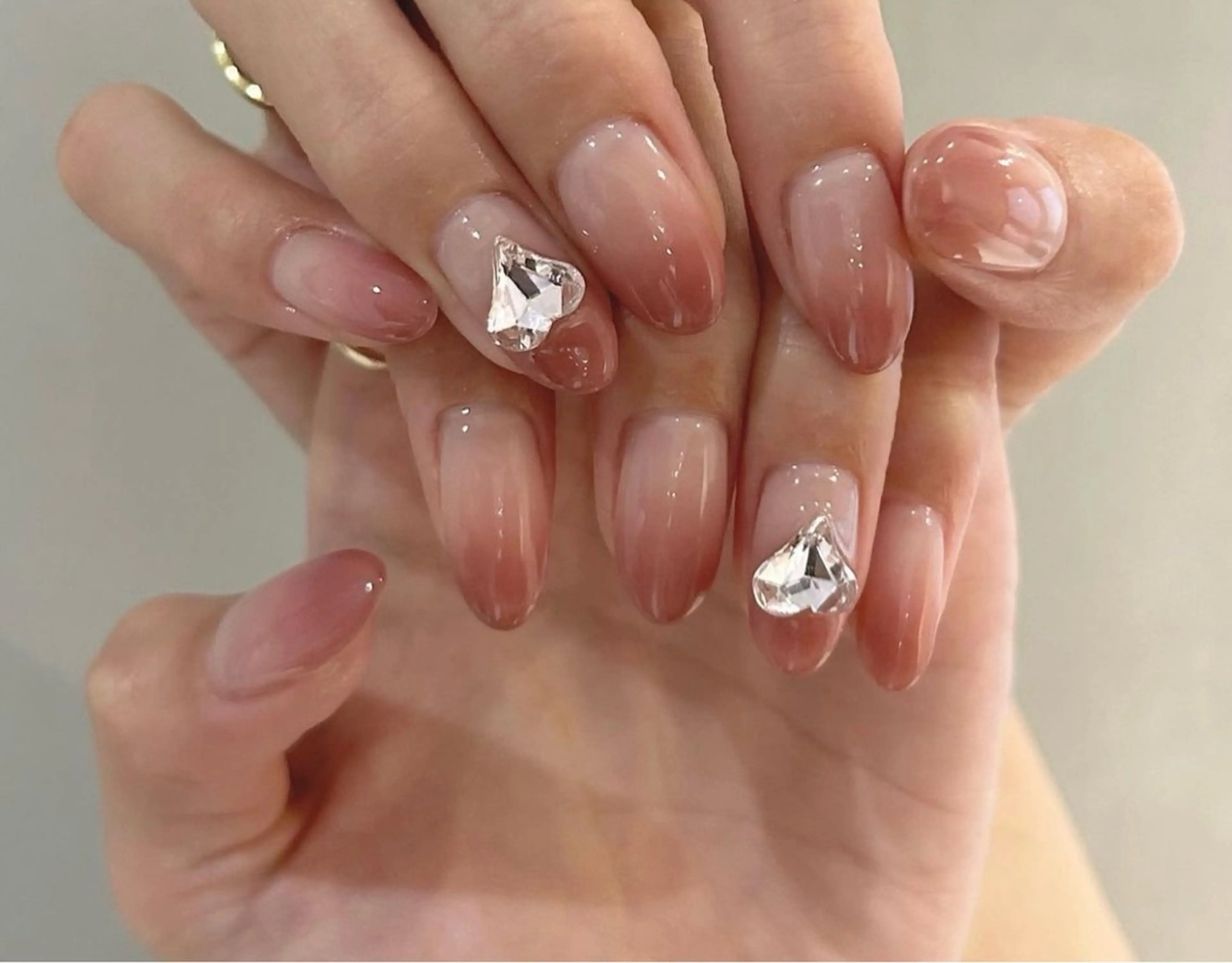 ネイル ハンドネイル ハンドケア UniqueNail 長さだし専門店のネイルデザイン