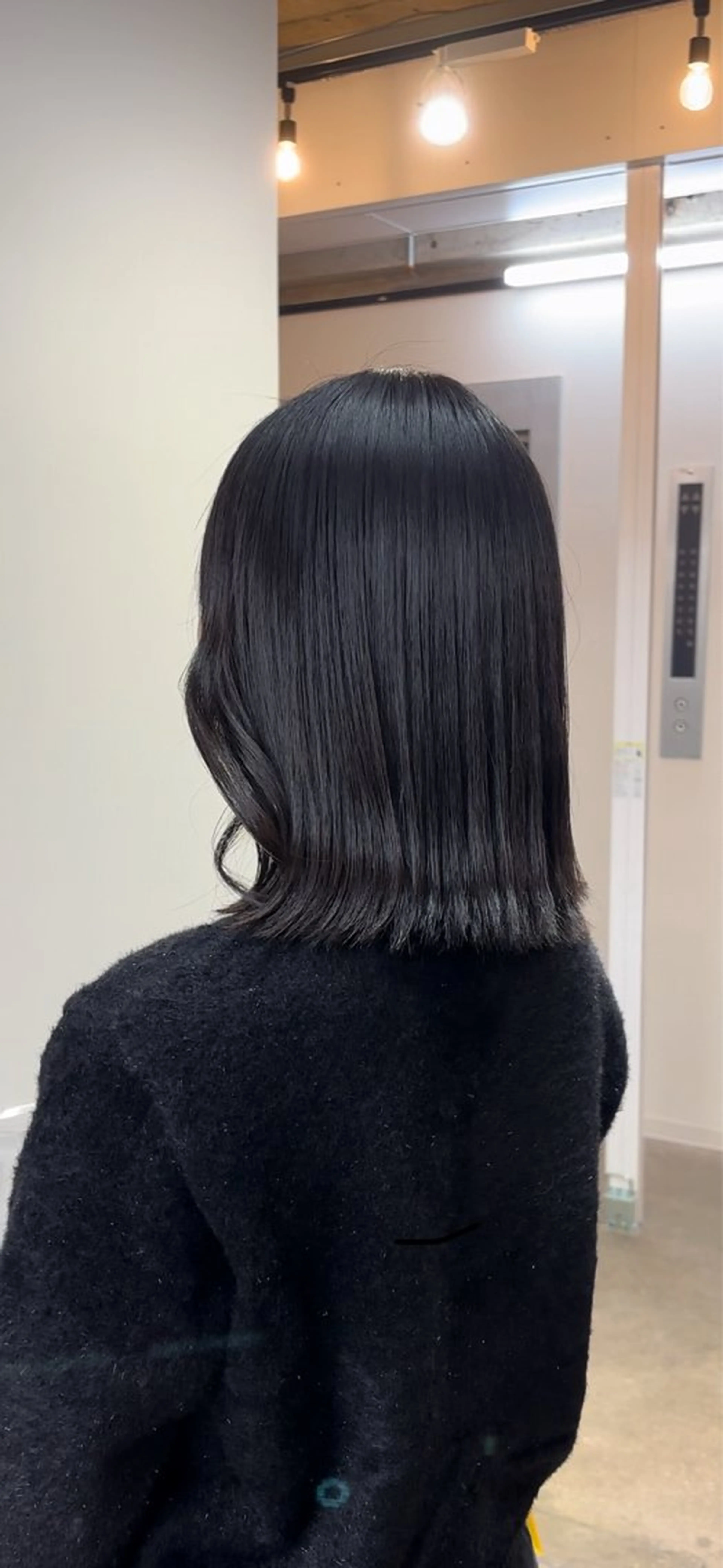 ミディアム カット ヘアカラー 縮毛矯正 トリートメント 桂 奈穂のヘアスタイル