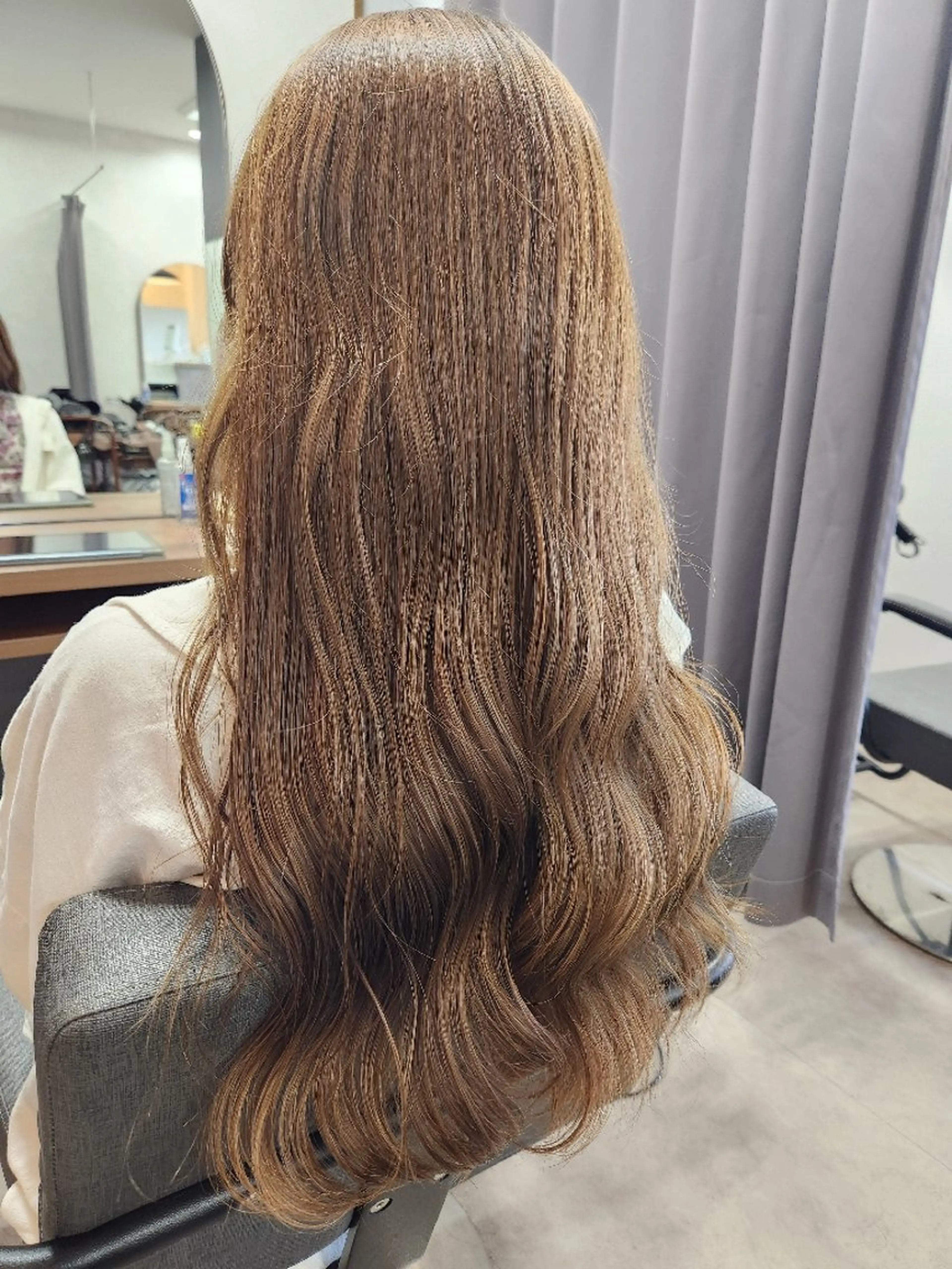 ロング カラー ベージュカラー ブリーチ ダブルカラー ミルクティーベージュ ブリーチなしカラー ✂ AYAのヘアスタイル