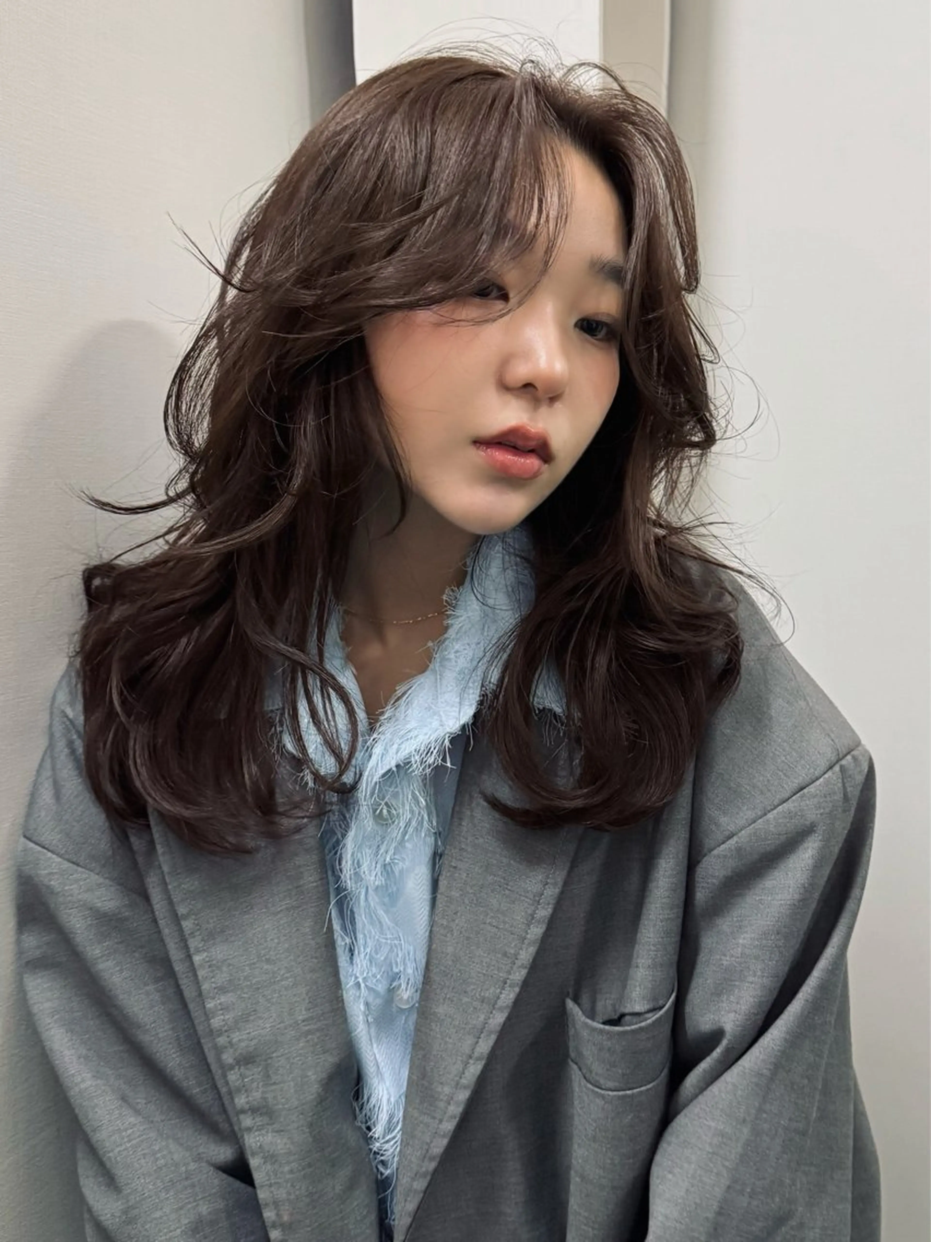 セミロング カット ヘアカラー トリートメント 🩵縮毛矯正・ボブ 岩原朋也🩵のヘアスタイル