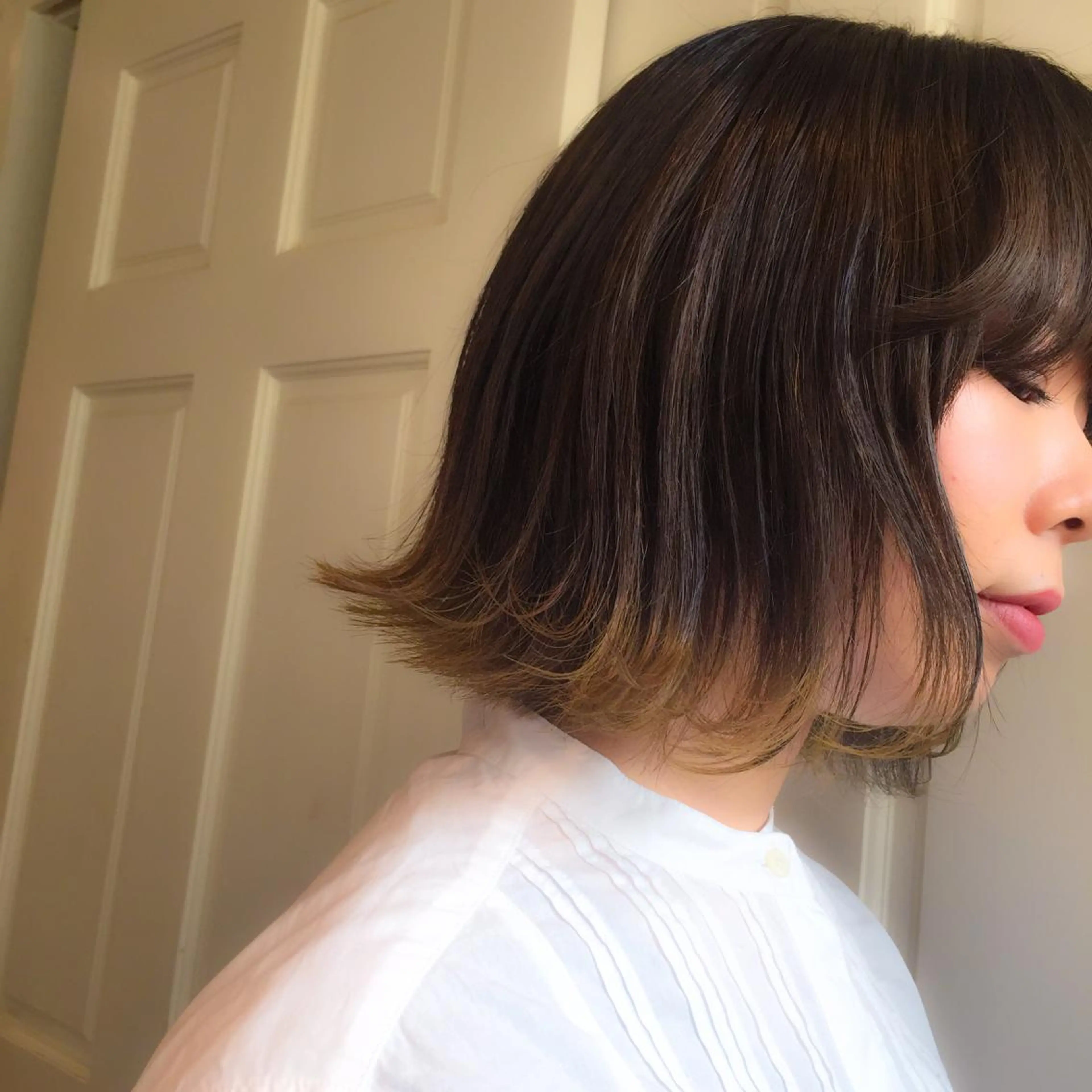 ショート カラー ベージュカラー ホワイト&レイヤーカ ットエクステ長畠俊輔のヘアスタイル