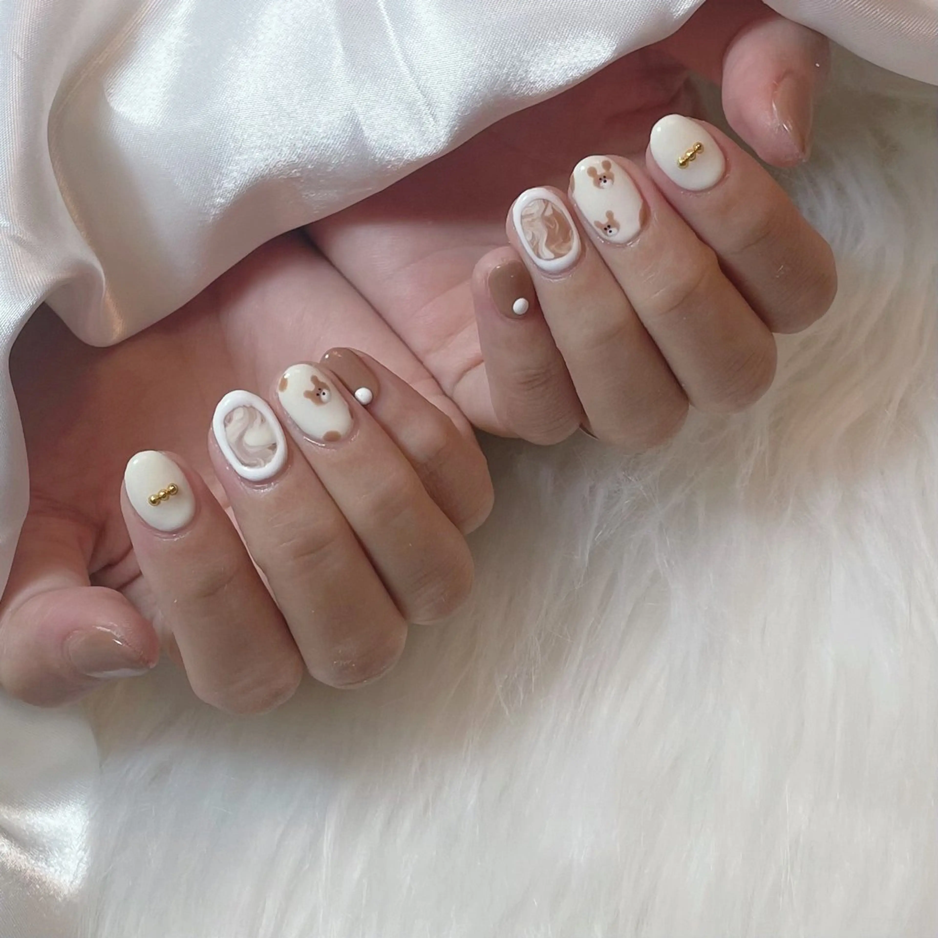 ネイル ブルー フレンチネイル キラキラネイル マグネットネイル ニュアンスネイル ハンドネイル timtam --sakiのネイルデザイン