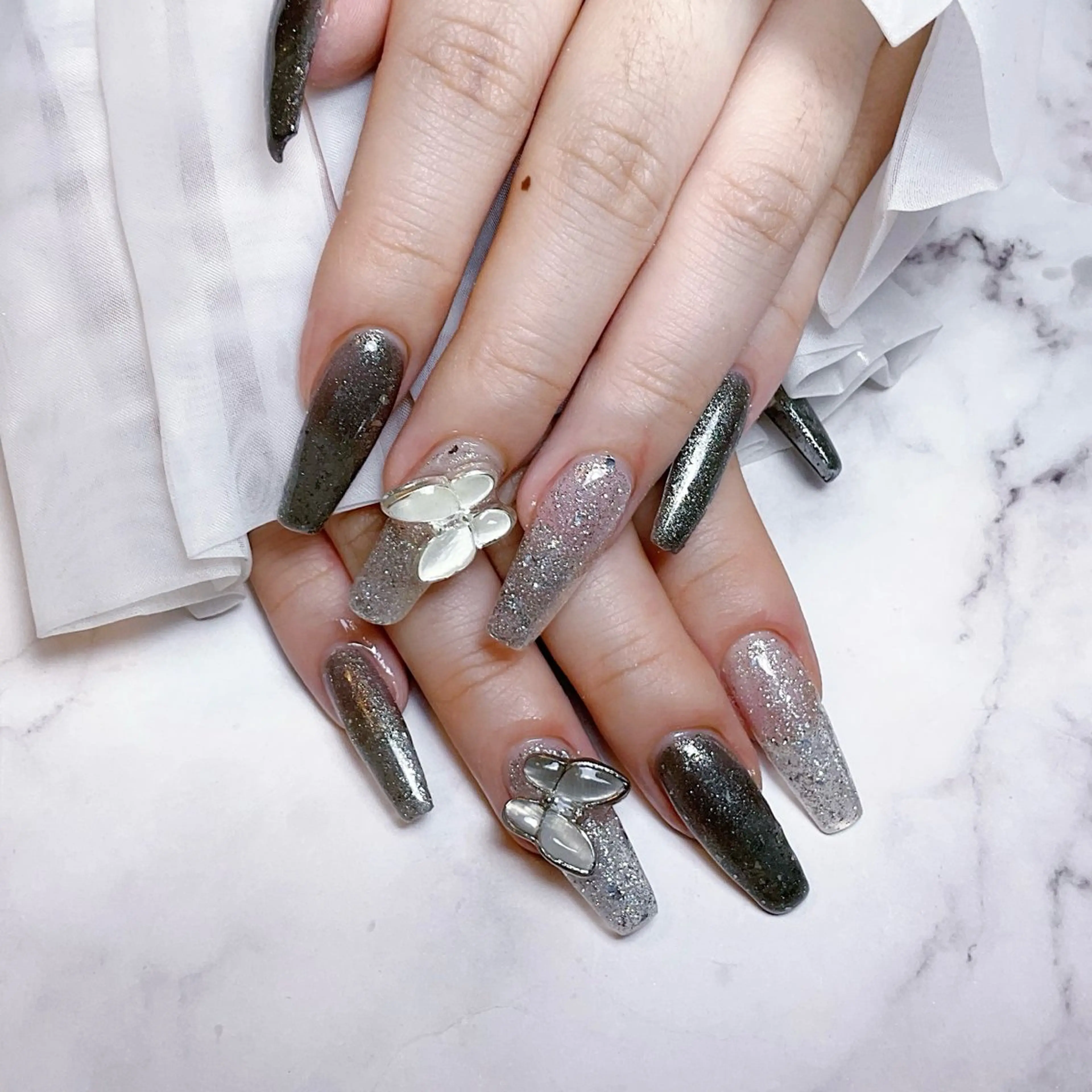 ネイル ハンドネイル 🌈Yun nail hyejin💋のネイルデザイン
