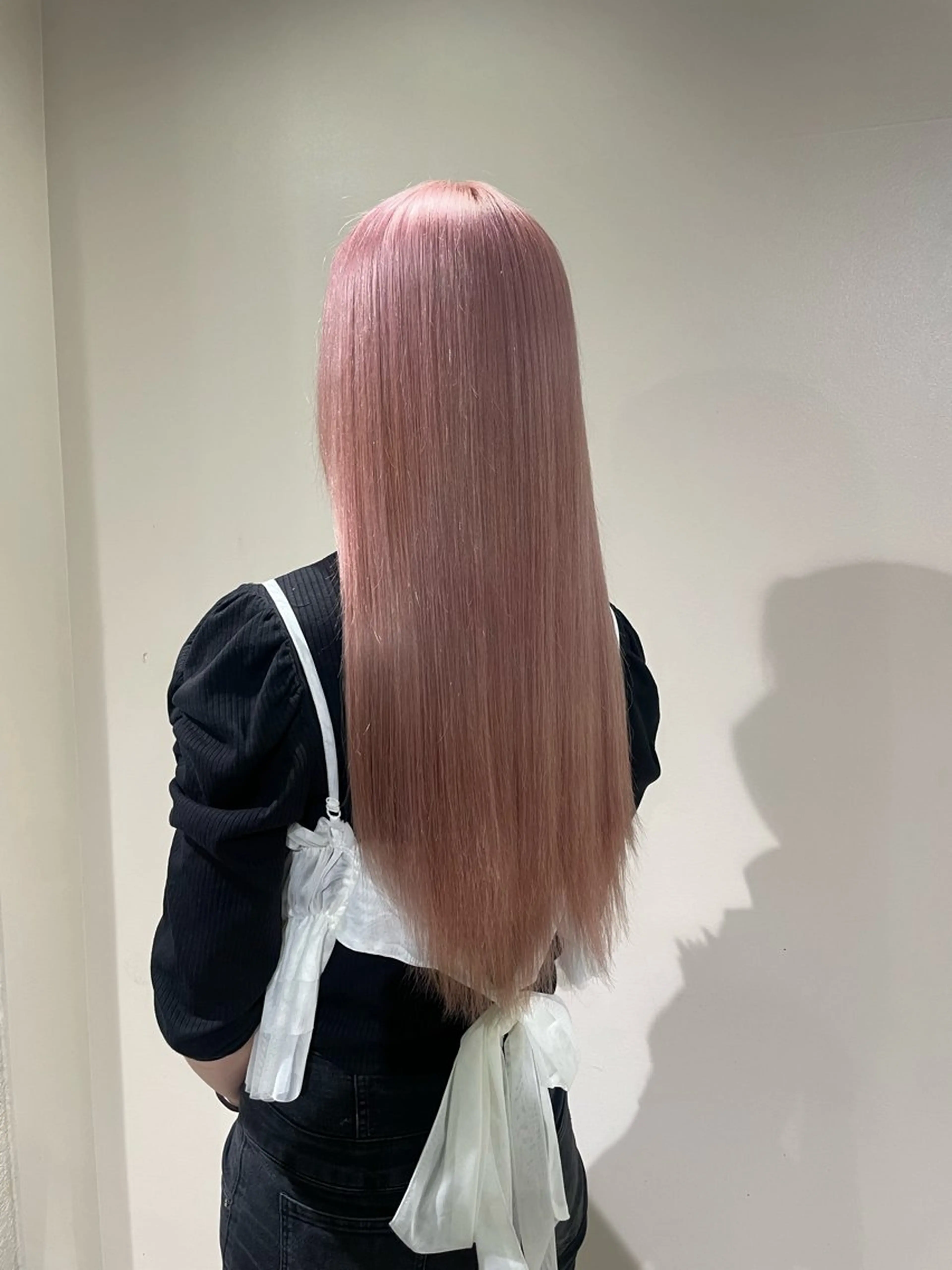 ロング カラー ブリーチ ピンクカラー ヘアカラー 🦋美髪／エクステ 🦋アベイクミのヘアスタイル
