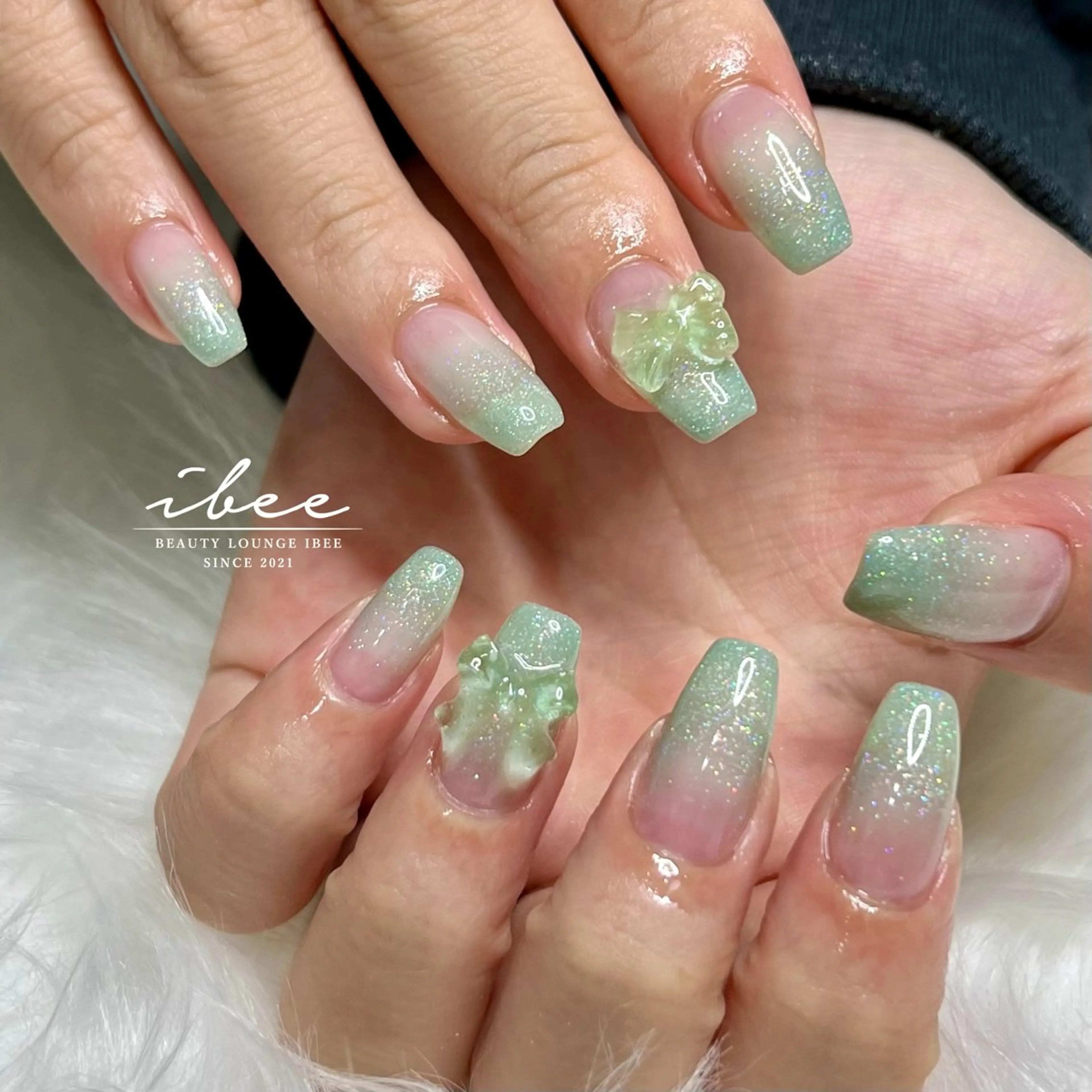 ネイル ibee nail 🤍yumiのネイルデザイン