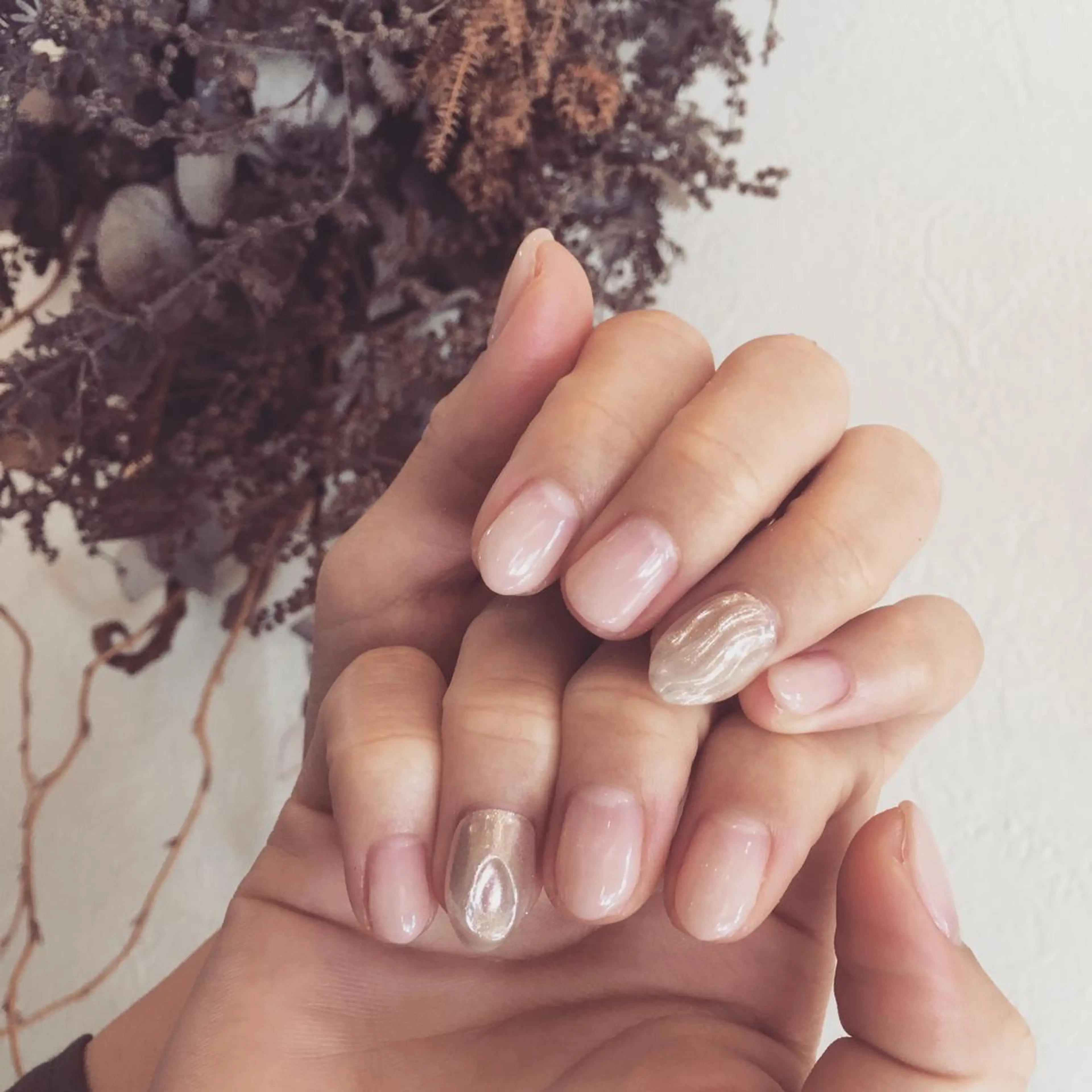 ネイル ミラーネイル ニュアンスネイル オフィスネイル シンプルネイル ハンドネイル フットネイル leaaloha　byBROWN HAIR所属・レアアロハ宇都宮 /ネイル.脱毛のネイルデザイン