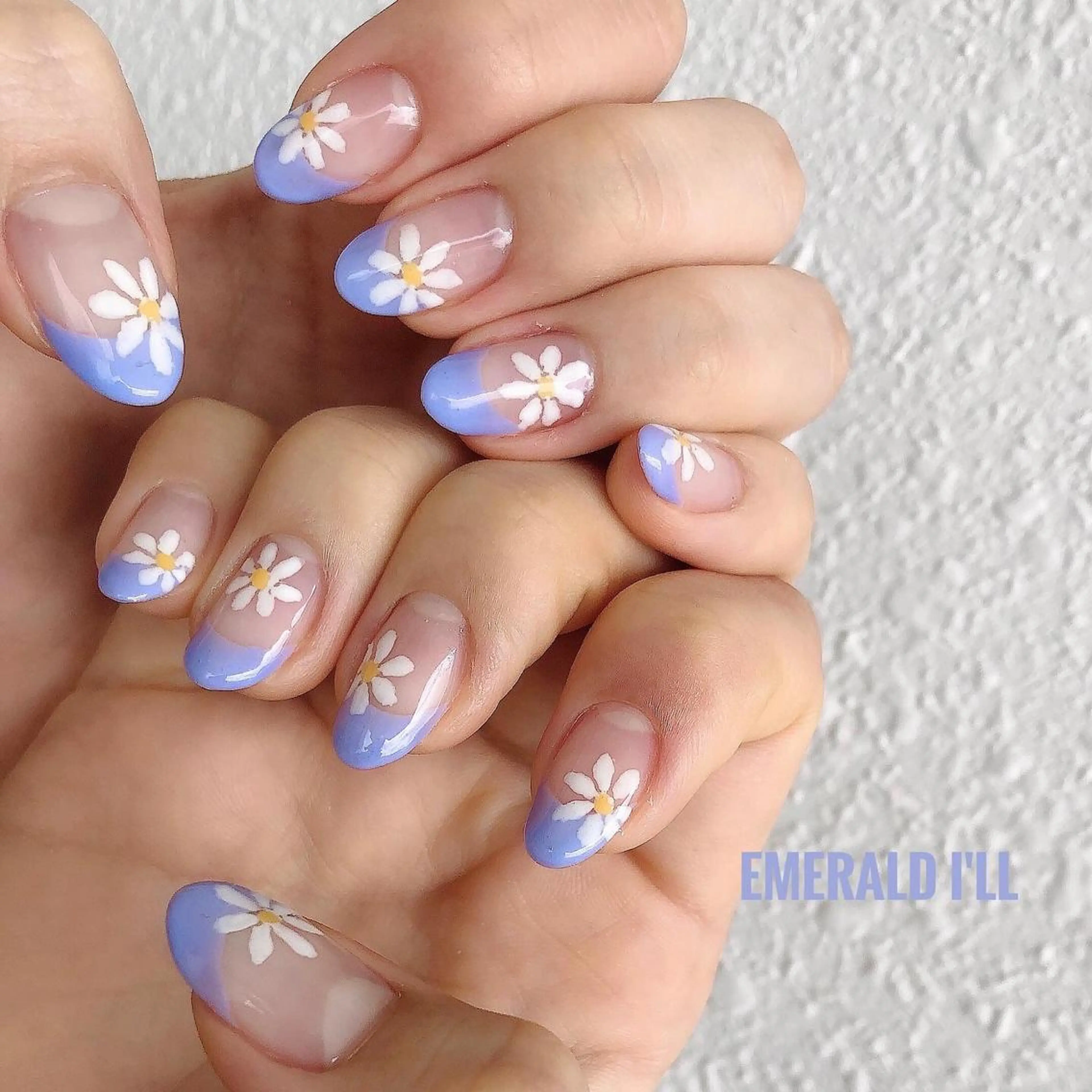 ネイル フラワーネイル ハンドネイル ハンドケア 沖縄市ネイルサロン エメラルドアイルのネイルデザイン