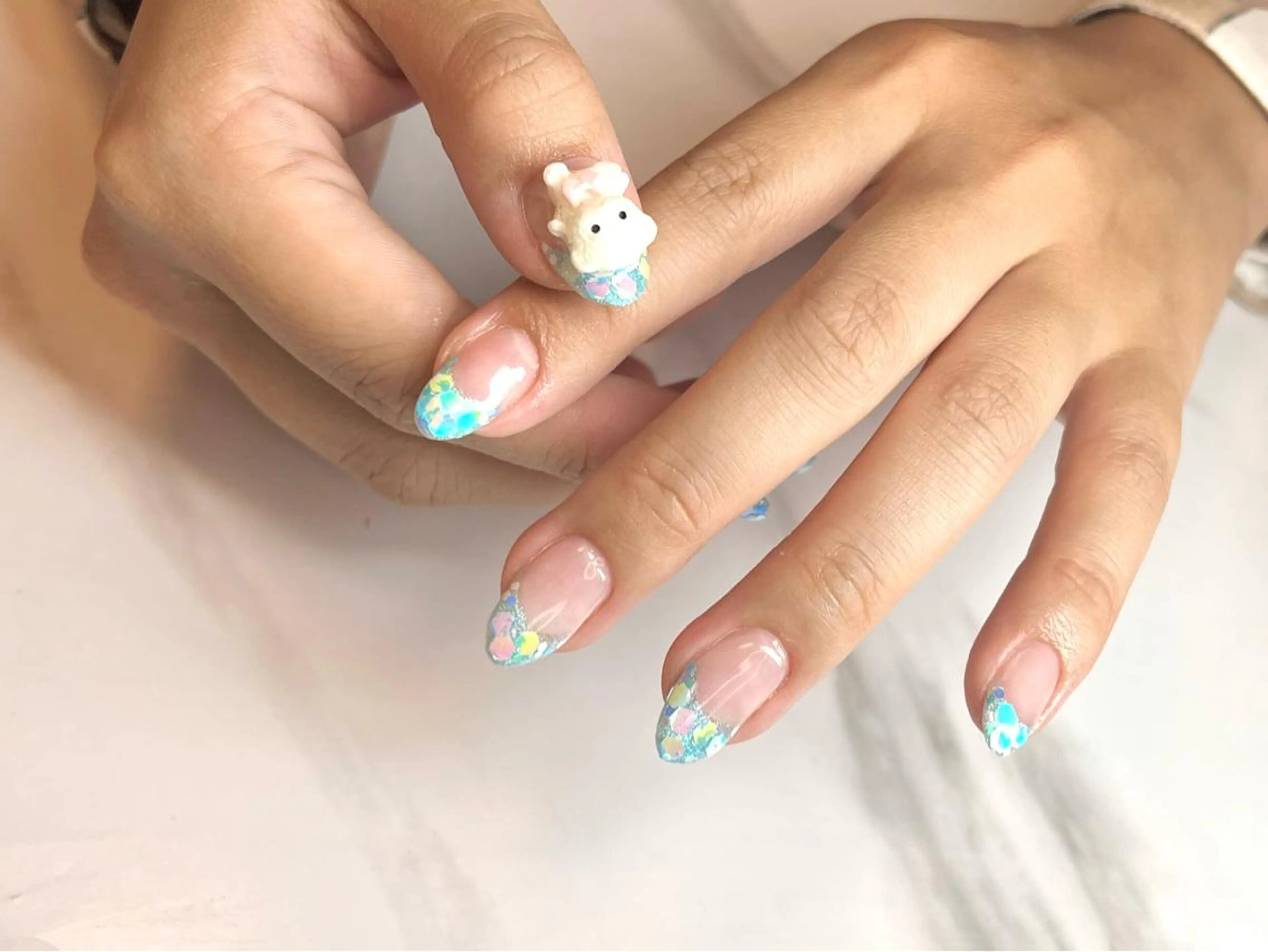 セミロング ネイリスト シンのネイルデザイン