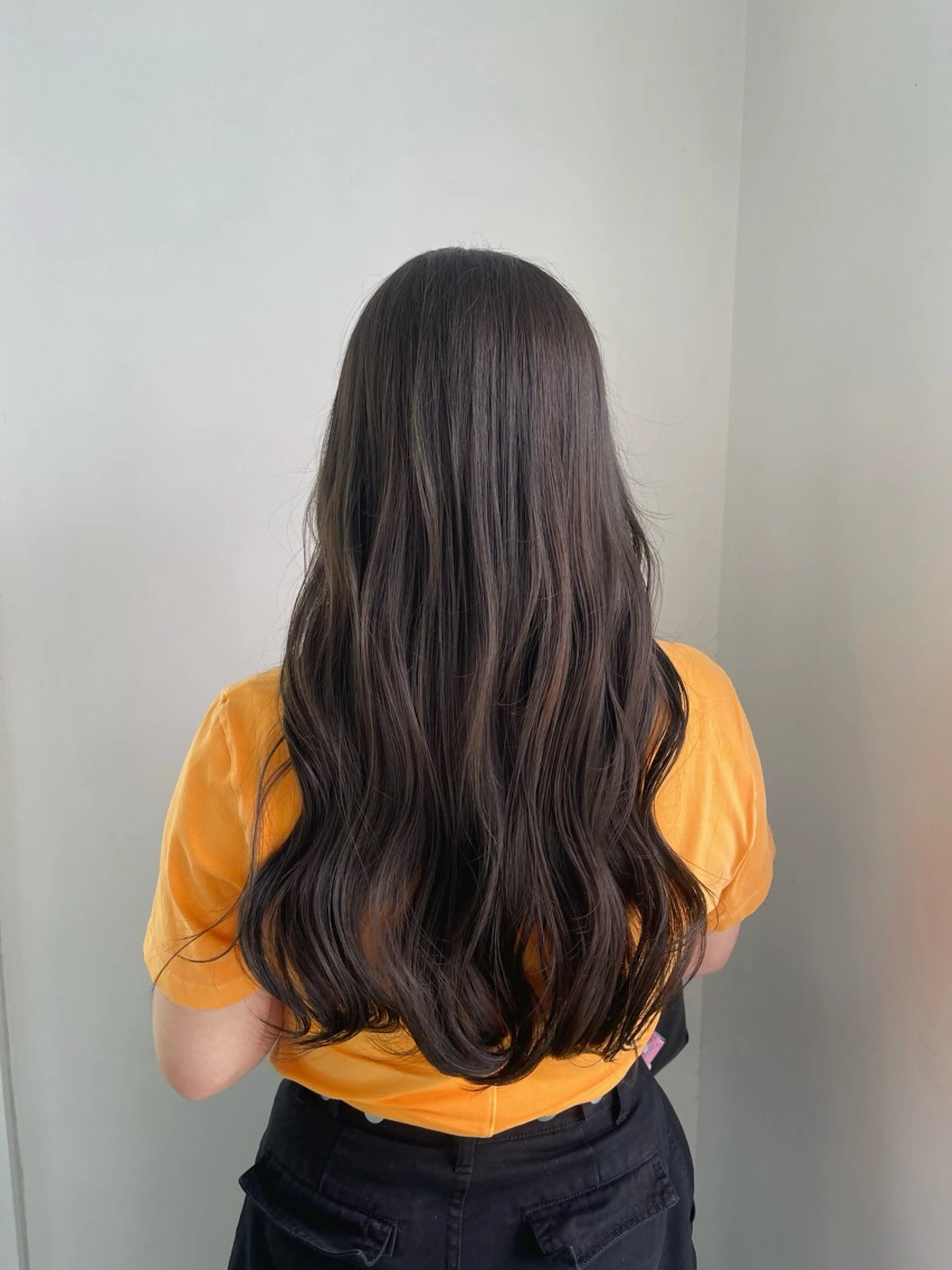 ロング カラー ヘアカラー トリートメント 愛莉/ラベンダー/ ベージュ/ブラウンのヘアスタイル