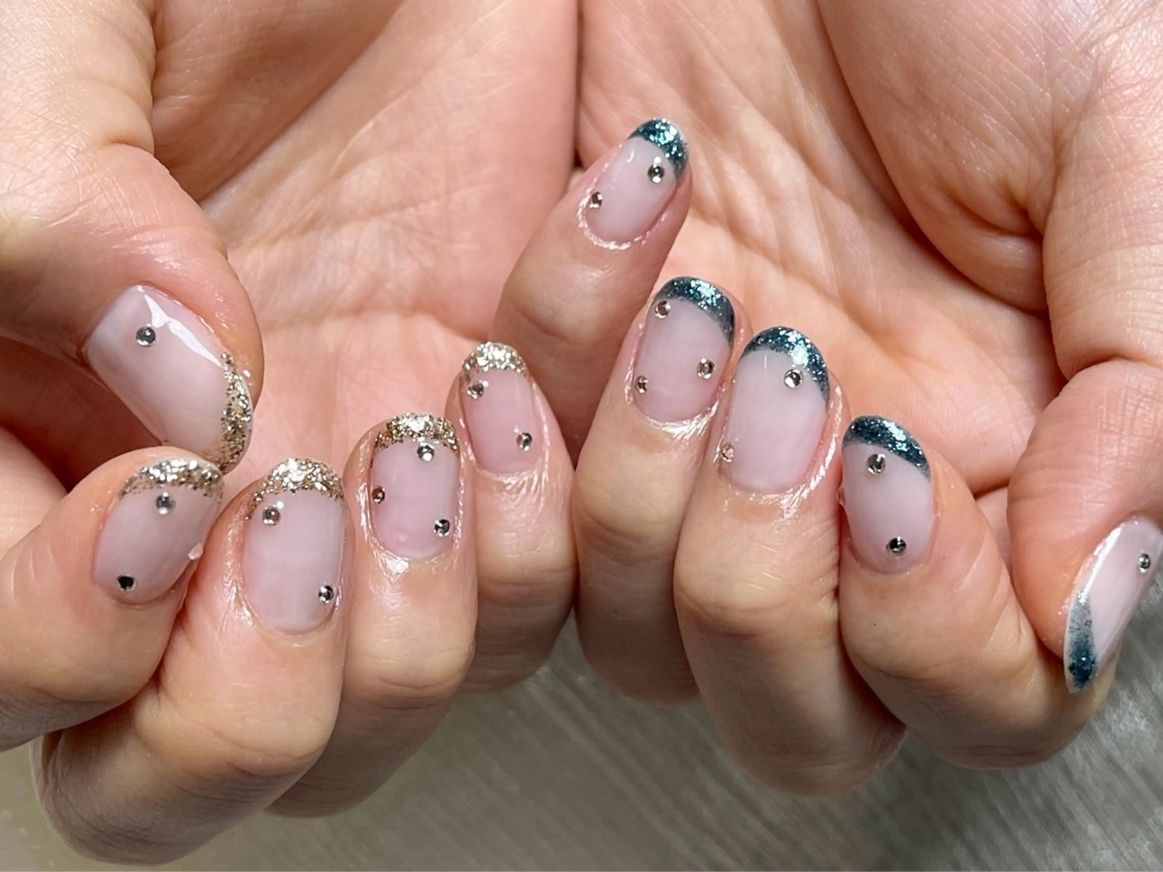ネイル 長さ出し フレンチネイル グラデーション マグネットネイル マグネットフレンチ ハンドネイル ハンドケア ⭐️Dreamy Nail⭐️のネイルデザイン