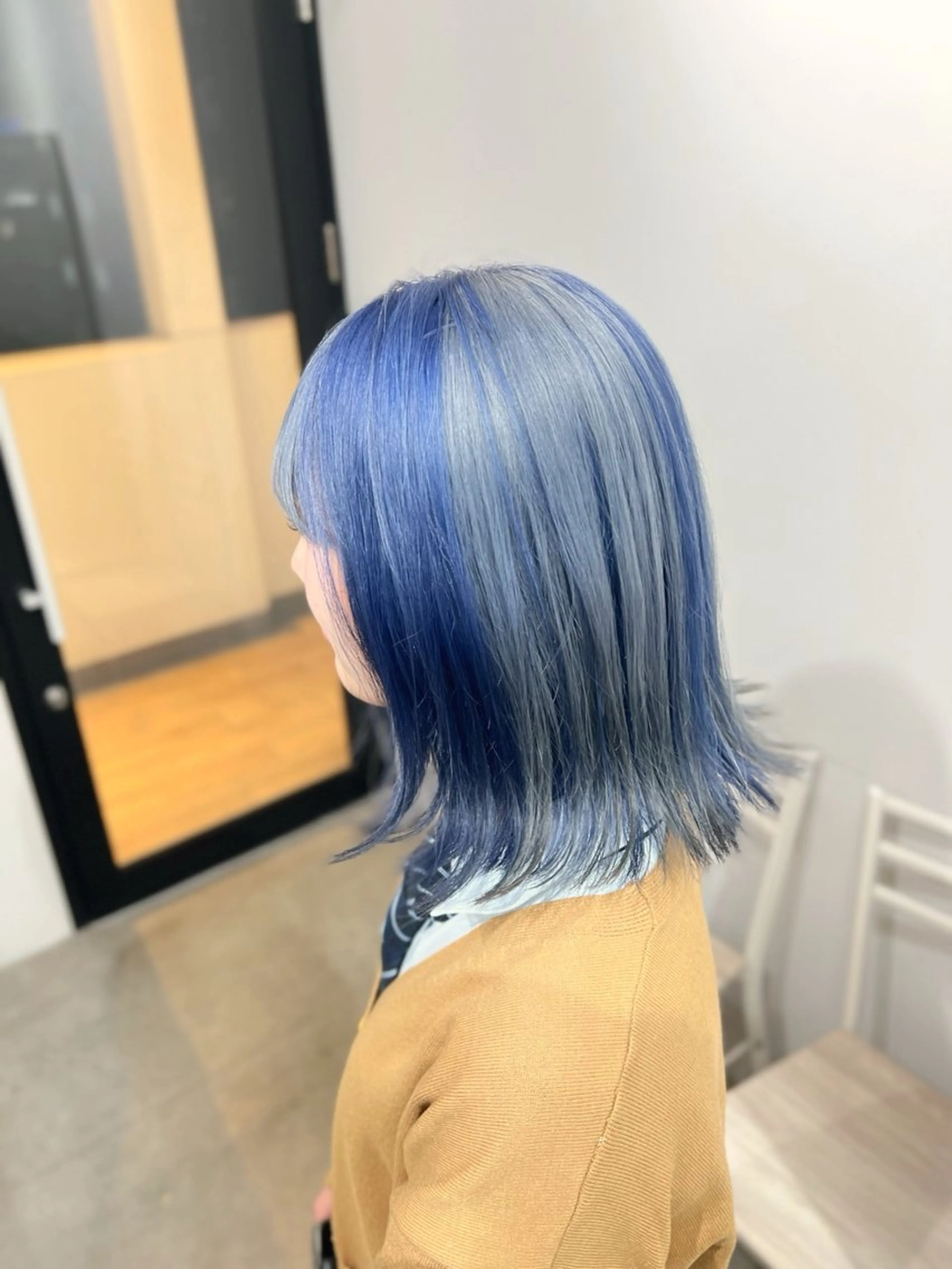 ミディアム カラー ベージュカラー ブリーチ ブロンド デザインカラー ダブルカラー カット ヘアカラー トリートメント ブリーチ/髪質改善/ レイヤー/YUTO‎のヘアスタイル