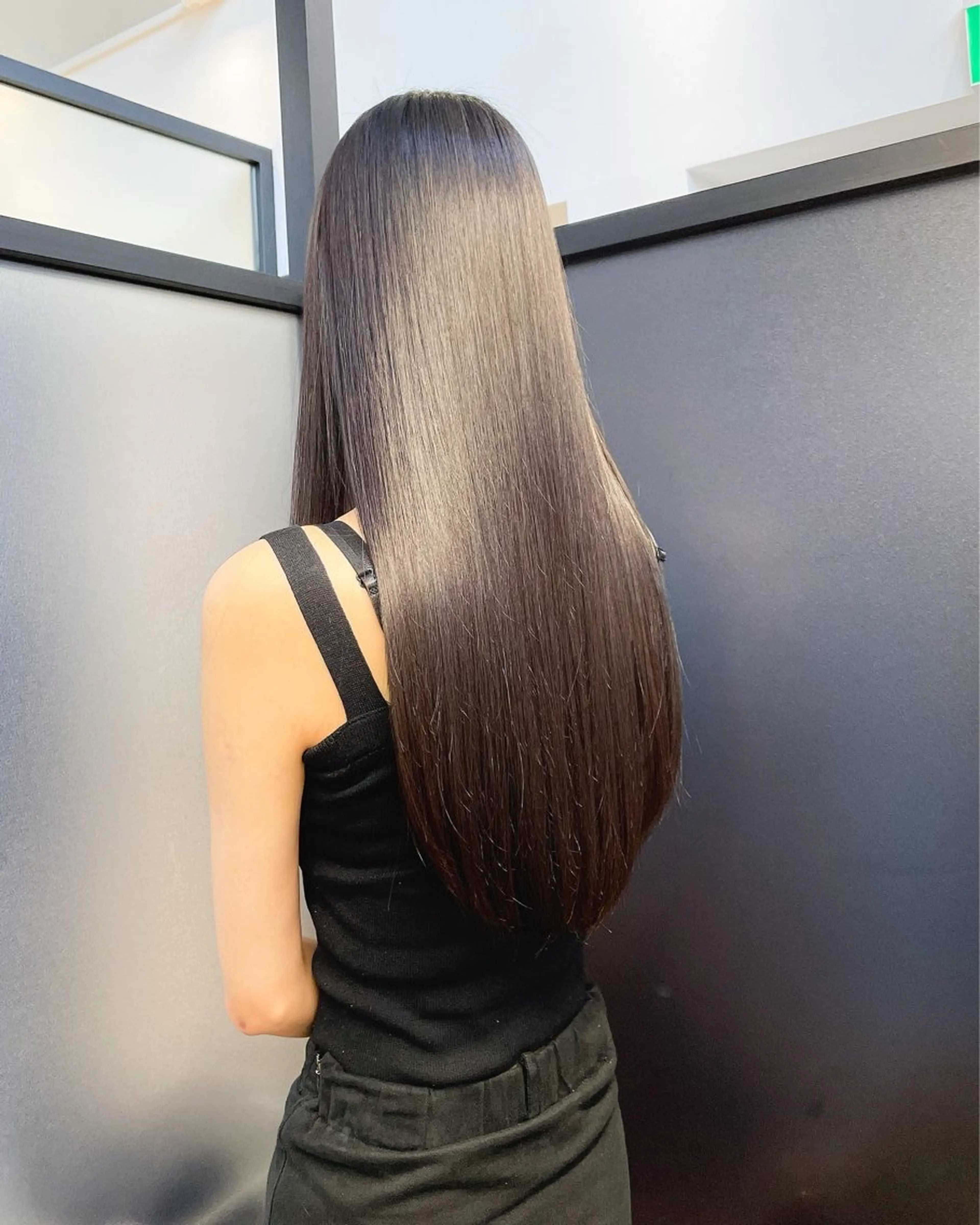 ロング 髪質改善 縮毛矯正 酸性ストレート カット 縮毛矯正 美髪/デザイン /　湯本　哲也のヘアスタイル