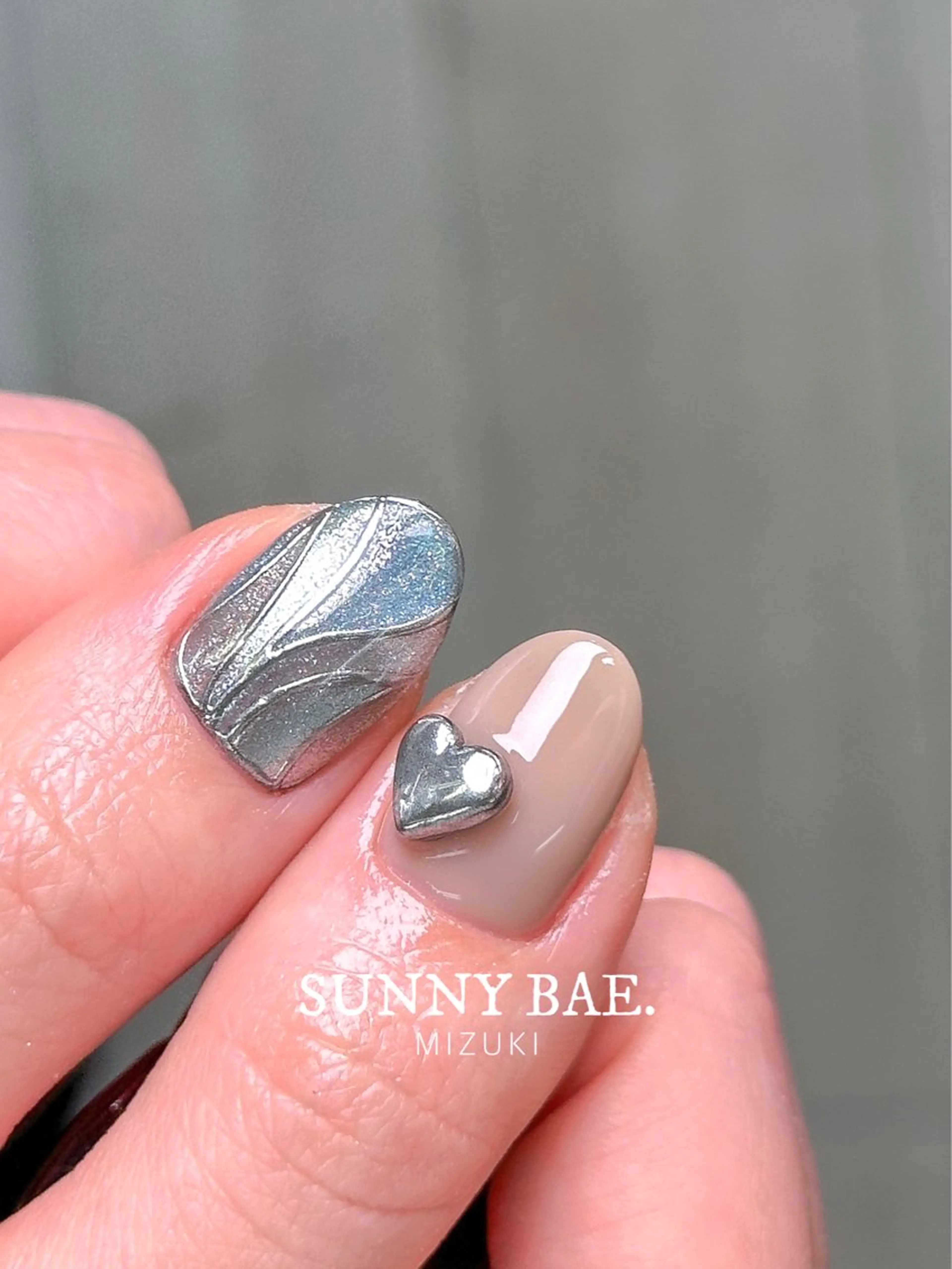 ハンドネイル SUNNY BAE. 🌼MIZUKIのネイルデザイン