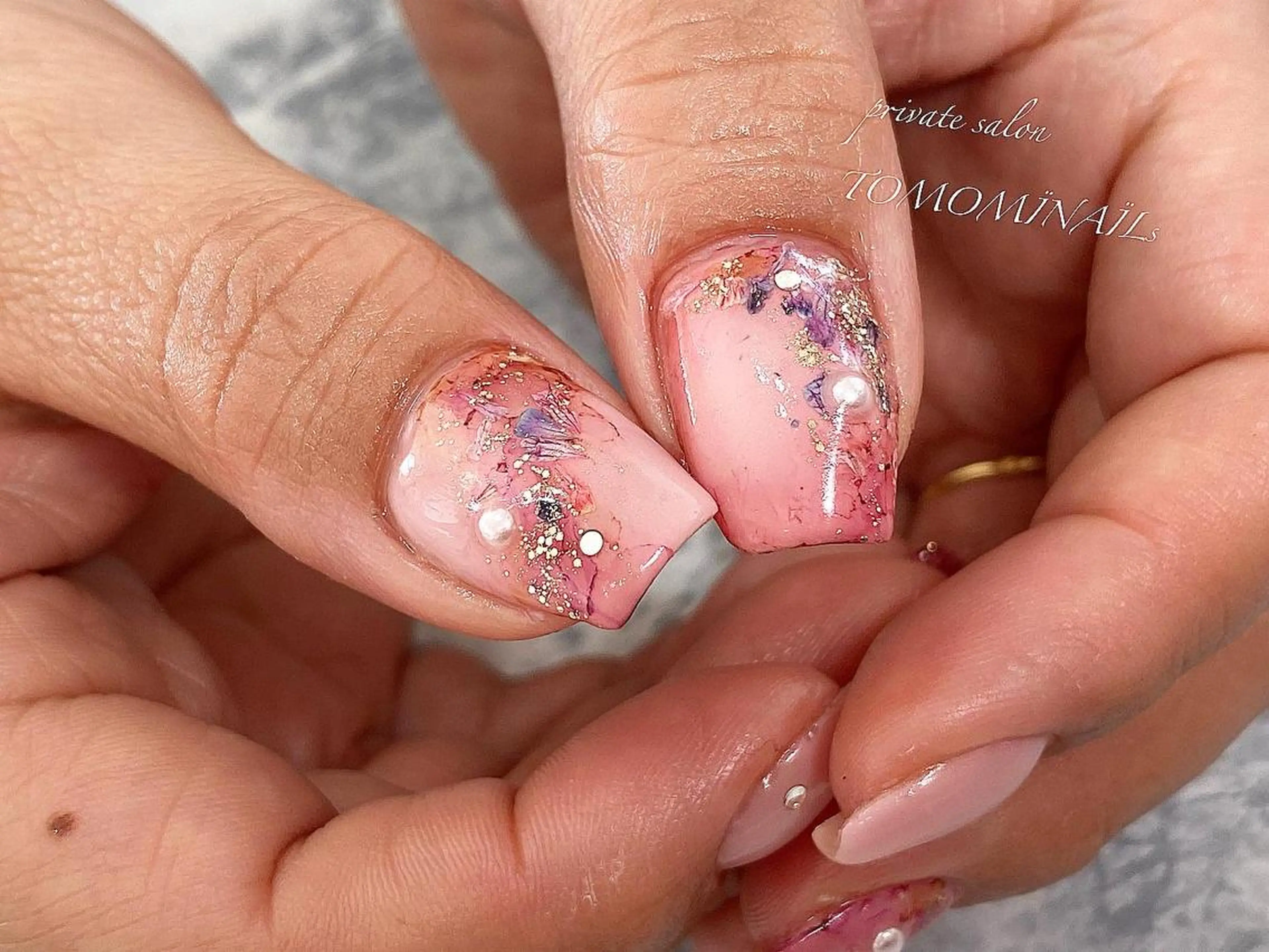 ネイル private salon TOMOMINAILs所属・TOMOMI NAILsのネイルデザイン
