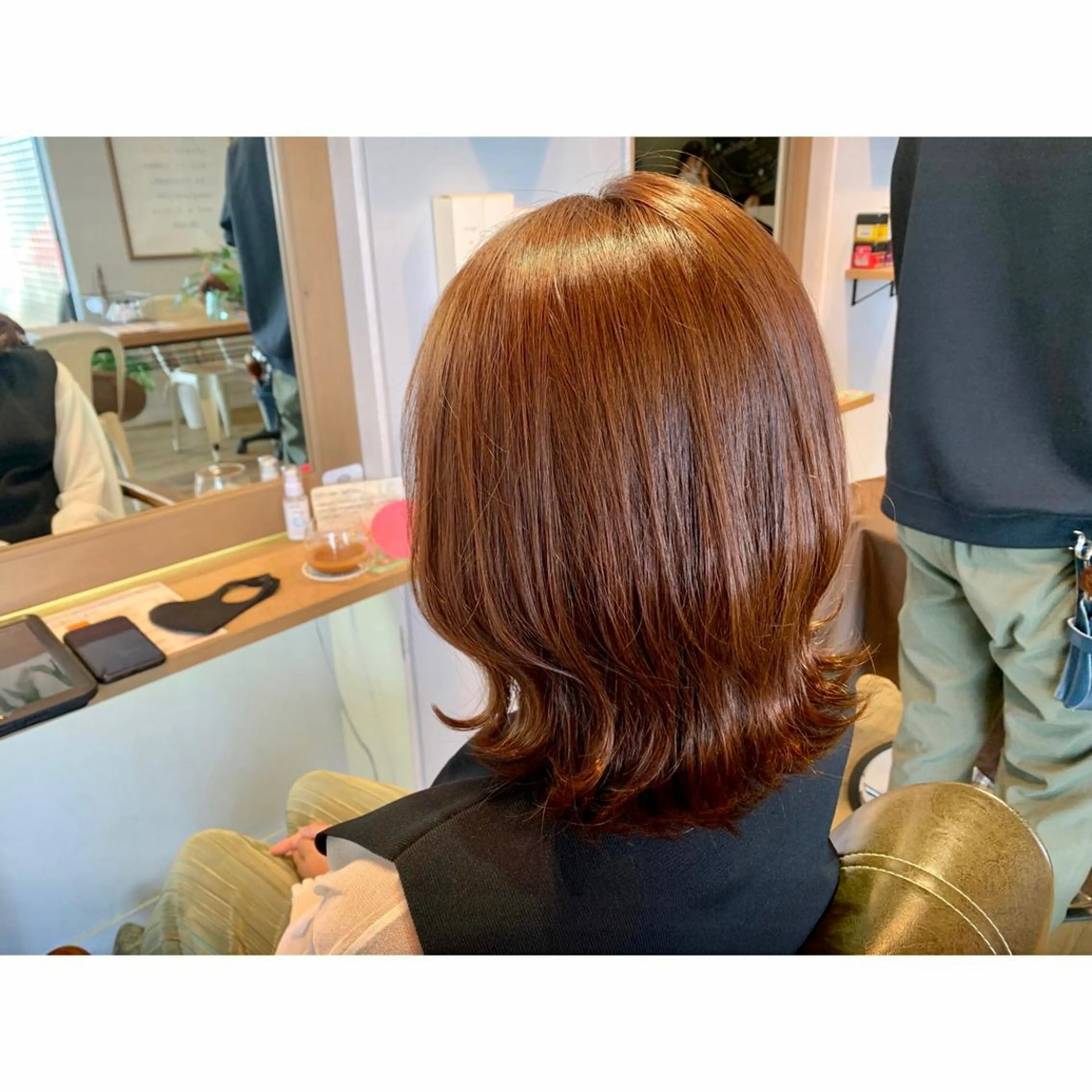 ミディアム カラー ブリーチ オレンジ ヘアカラー トリートメント ツキダテ ユイのヘアスタイル