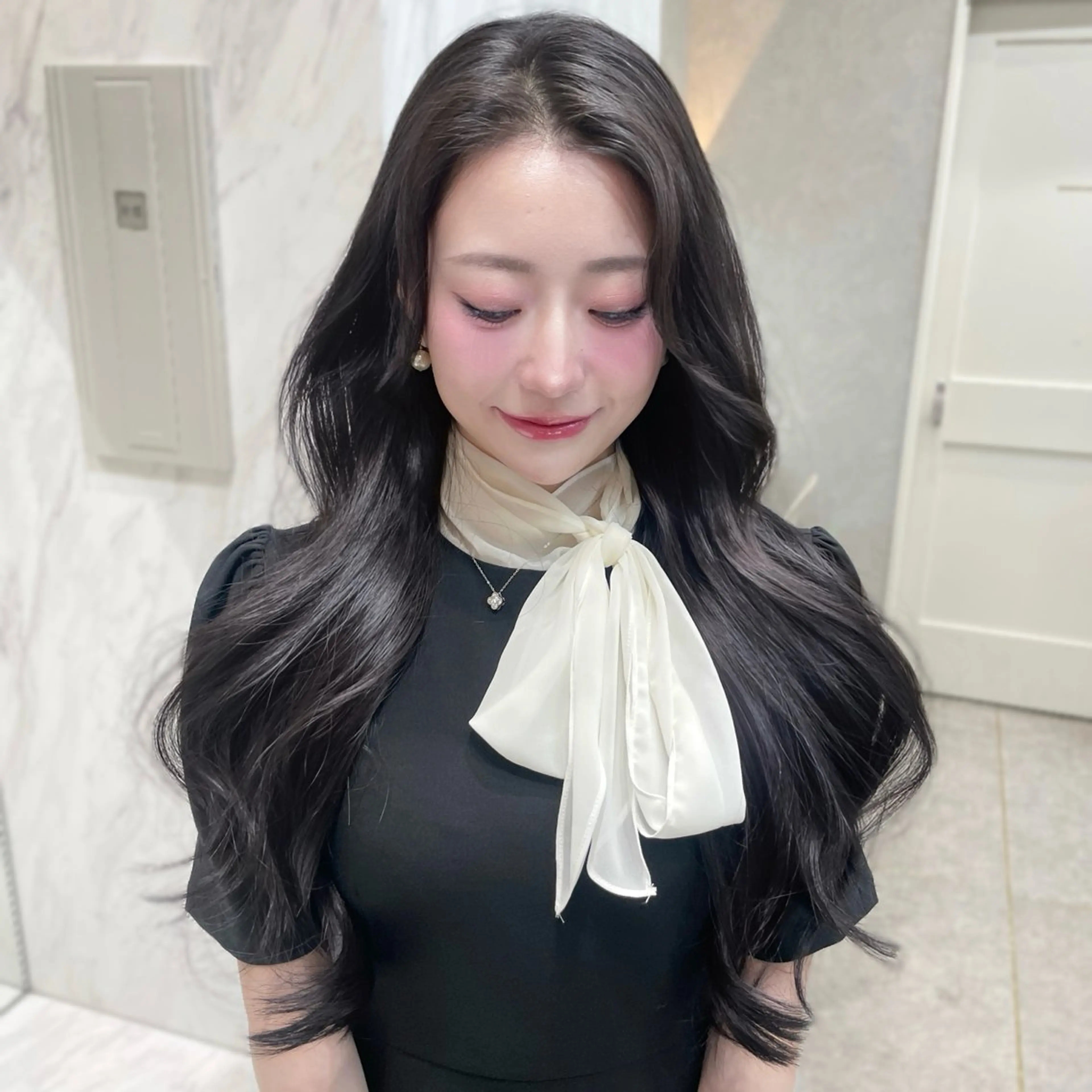 セミロング カット MOE 福岡韓国ヘア✧︎のヘアスタイル