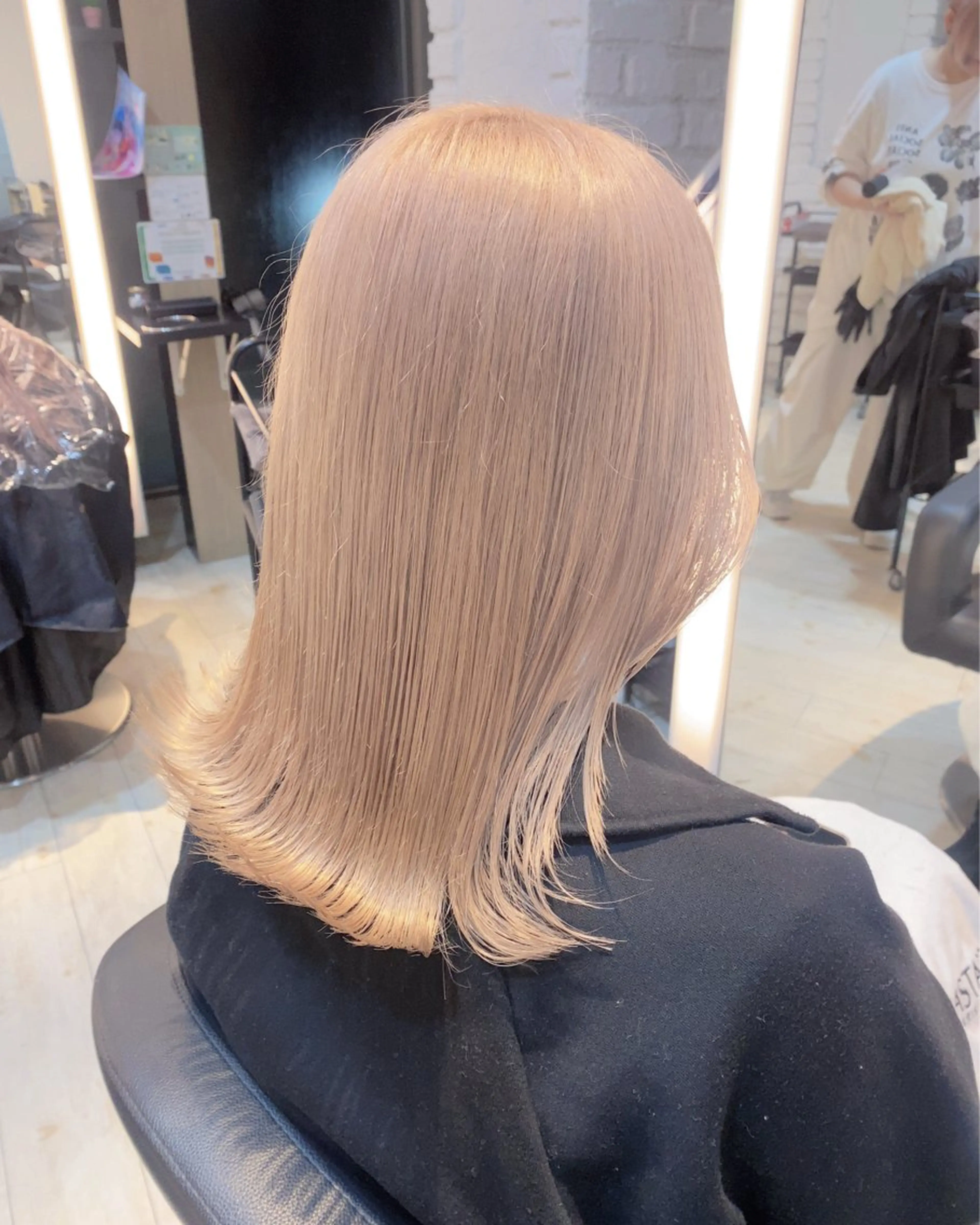 ミディアム カラー ヘアカラー トリートメント yuzu/暖色/栄/ ブリーチ/髪質改善のヘアスタイル