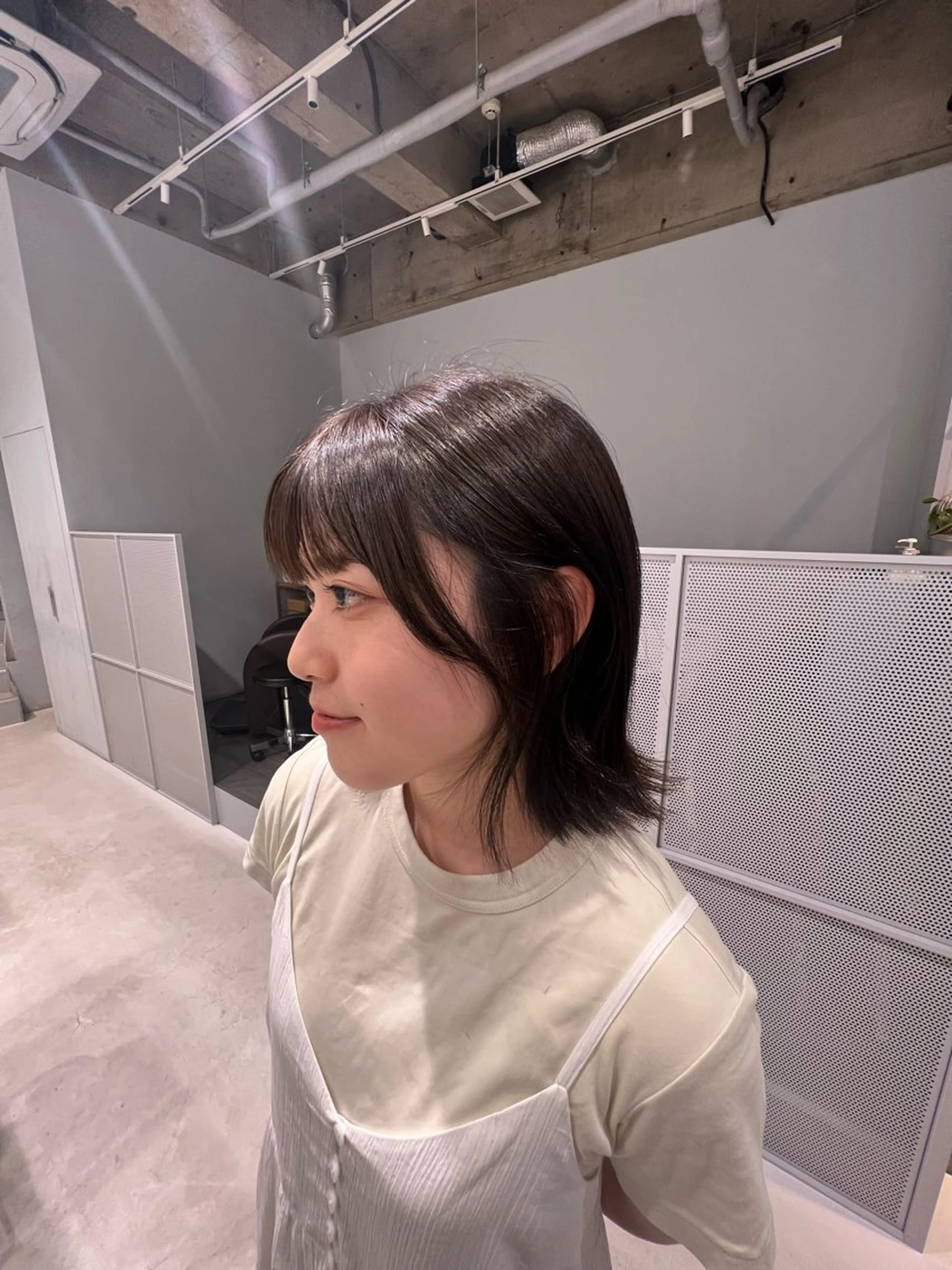 ミディアム ヘアカラー シミズ リホのヘアスタイル