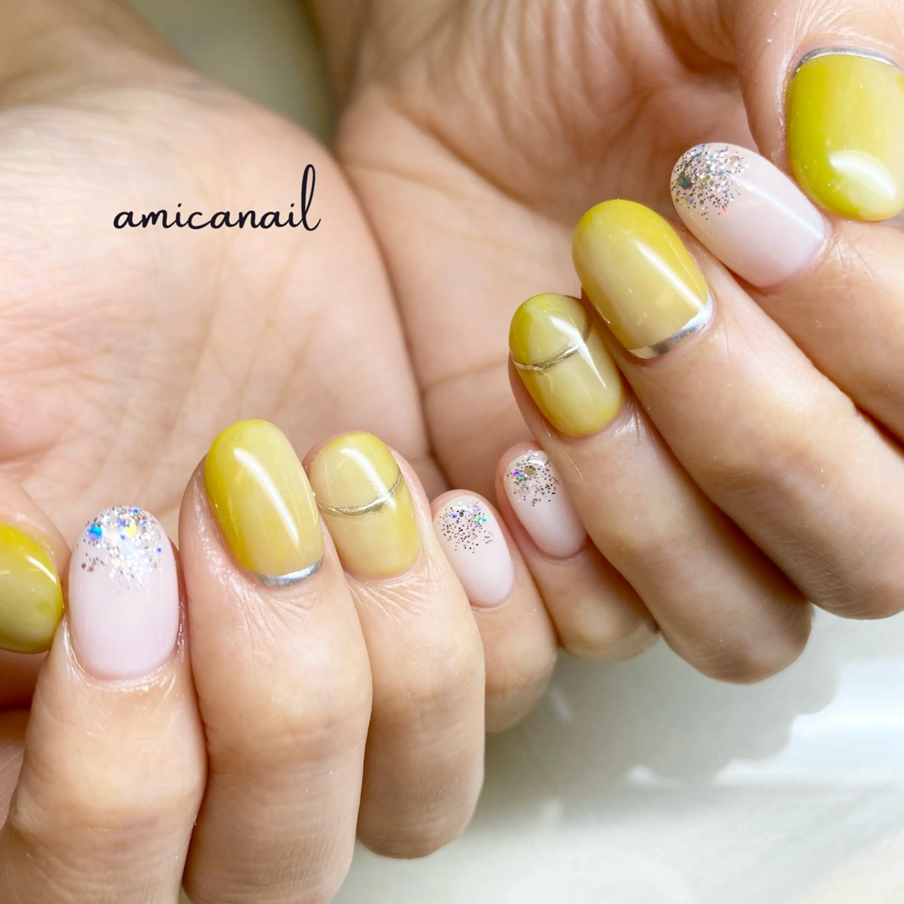 ネイル ニュアンスネイル 黄色 _amica nail_のネイルデザイン