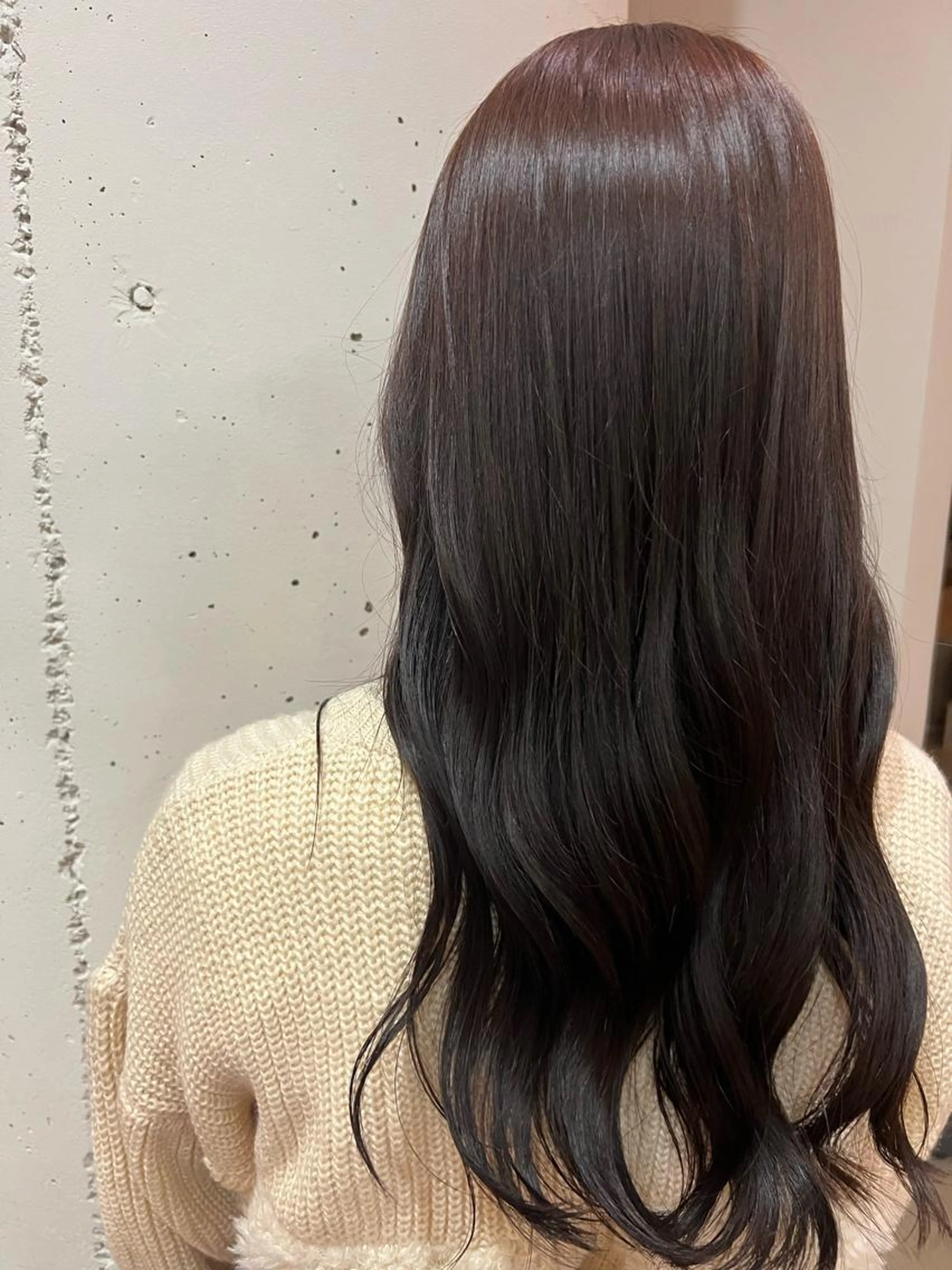 《女性限定》（ブリーチ履歴がない方）カラー＋トリートメント　￥2600 カット不可の写真