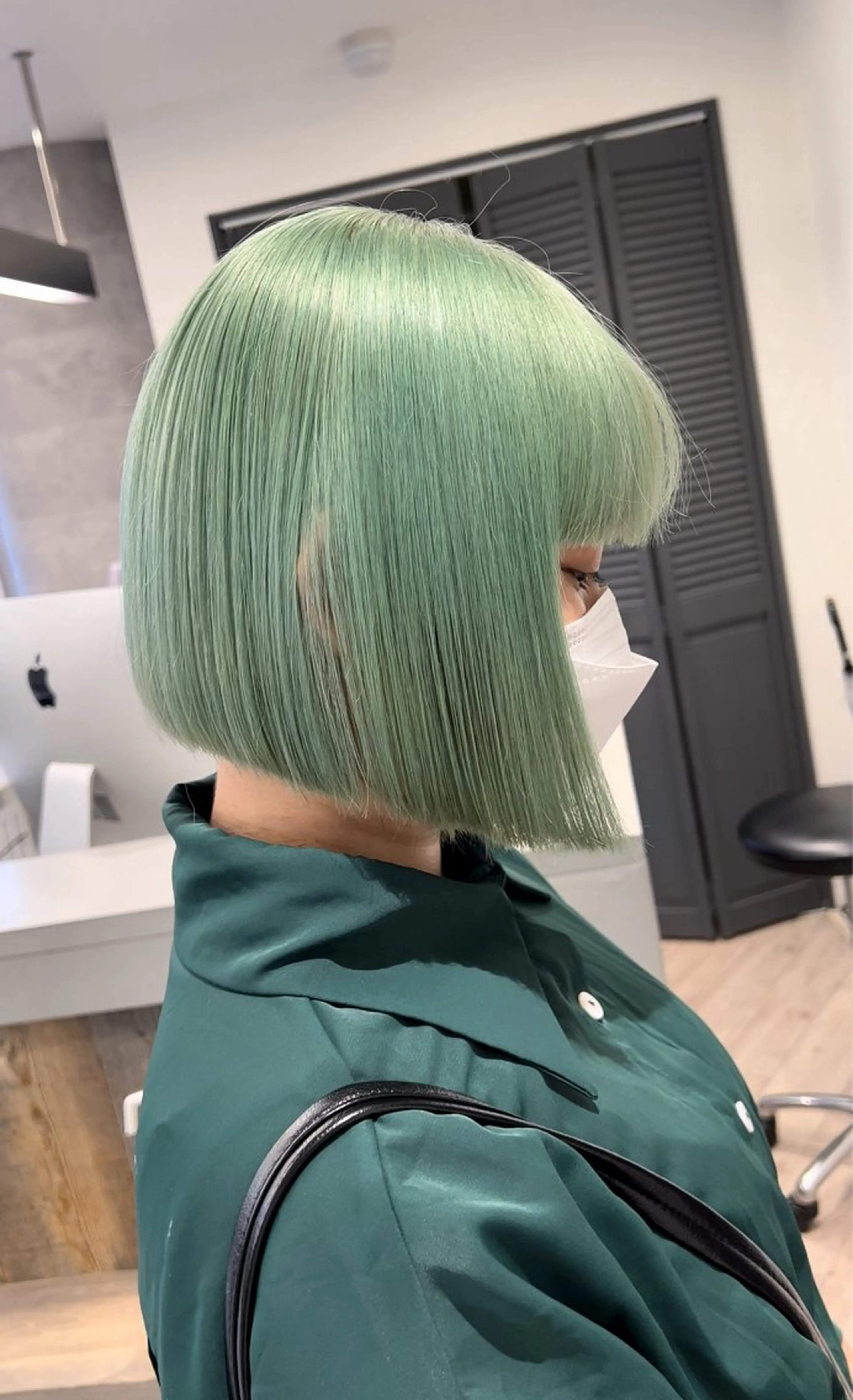 セミロング ♡似合わせハイトーン ♡maiのヘアスタイル