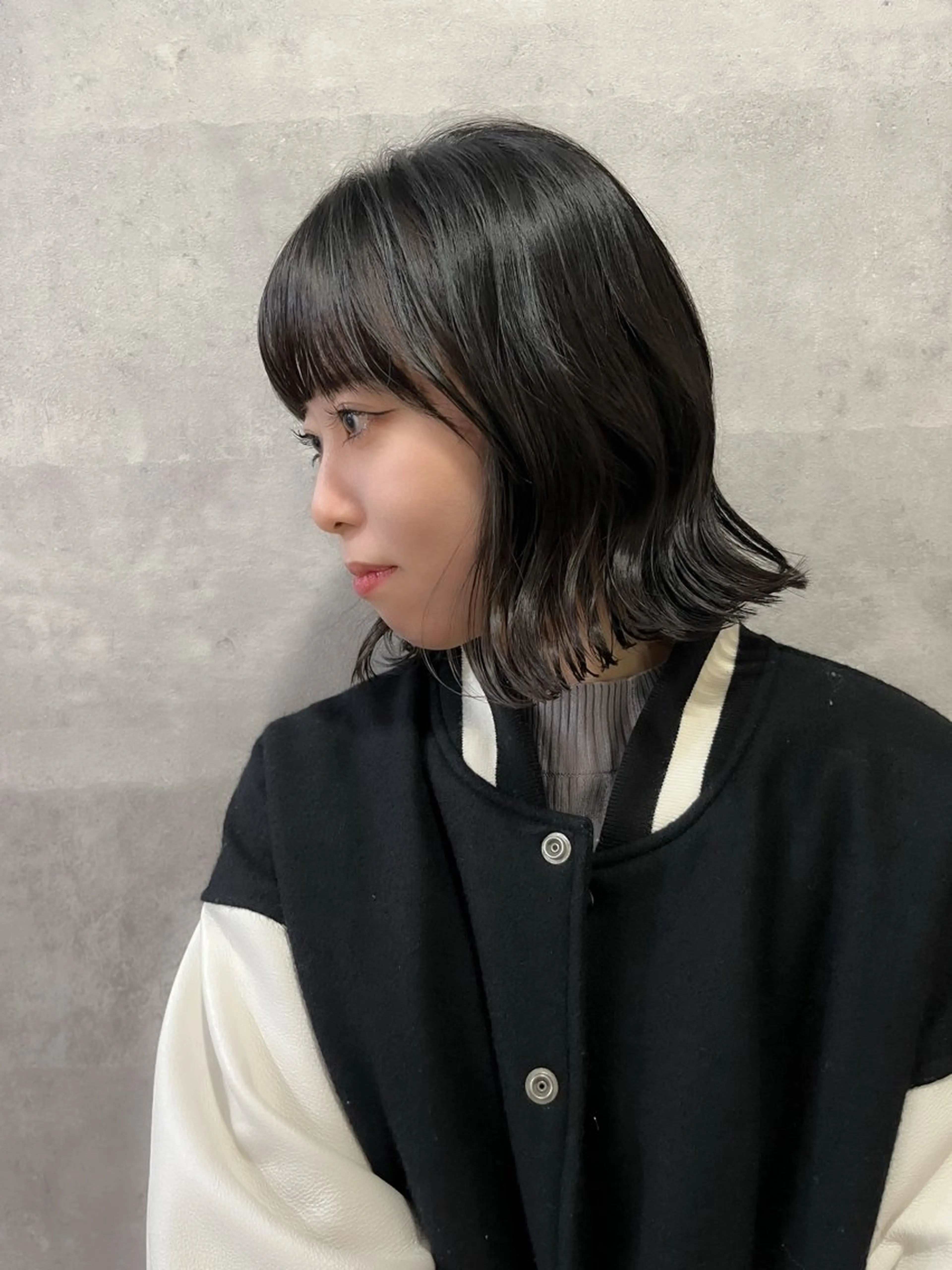 ミディアム カラー カット ヘアカラー 坂本 理輝のヘアスタイル