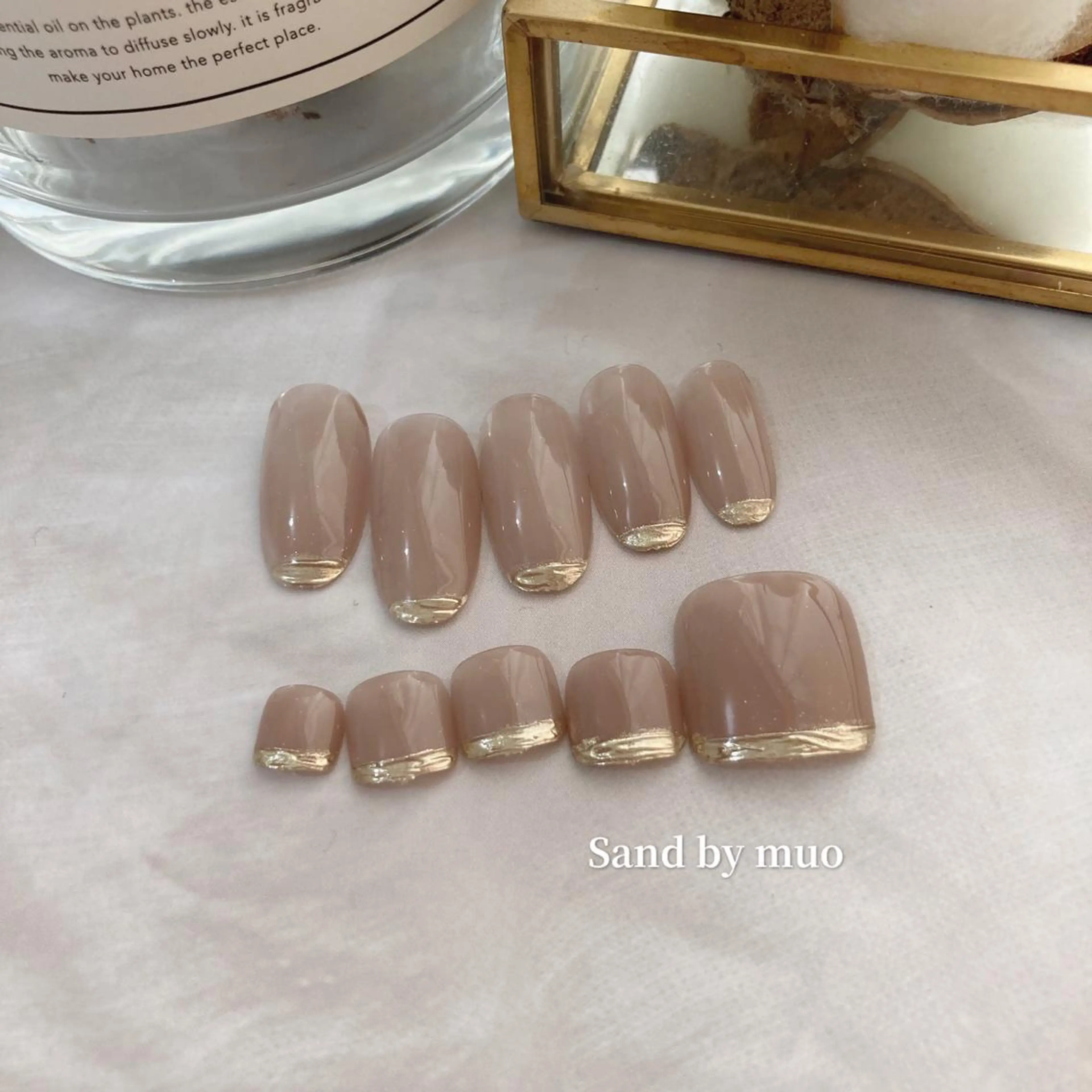 ネイル ミラーネイル ニュアンスネイル Sand by muoのネイルデザイン