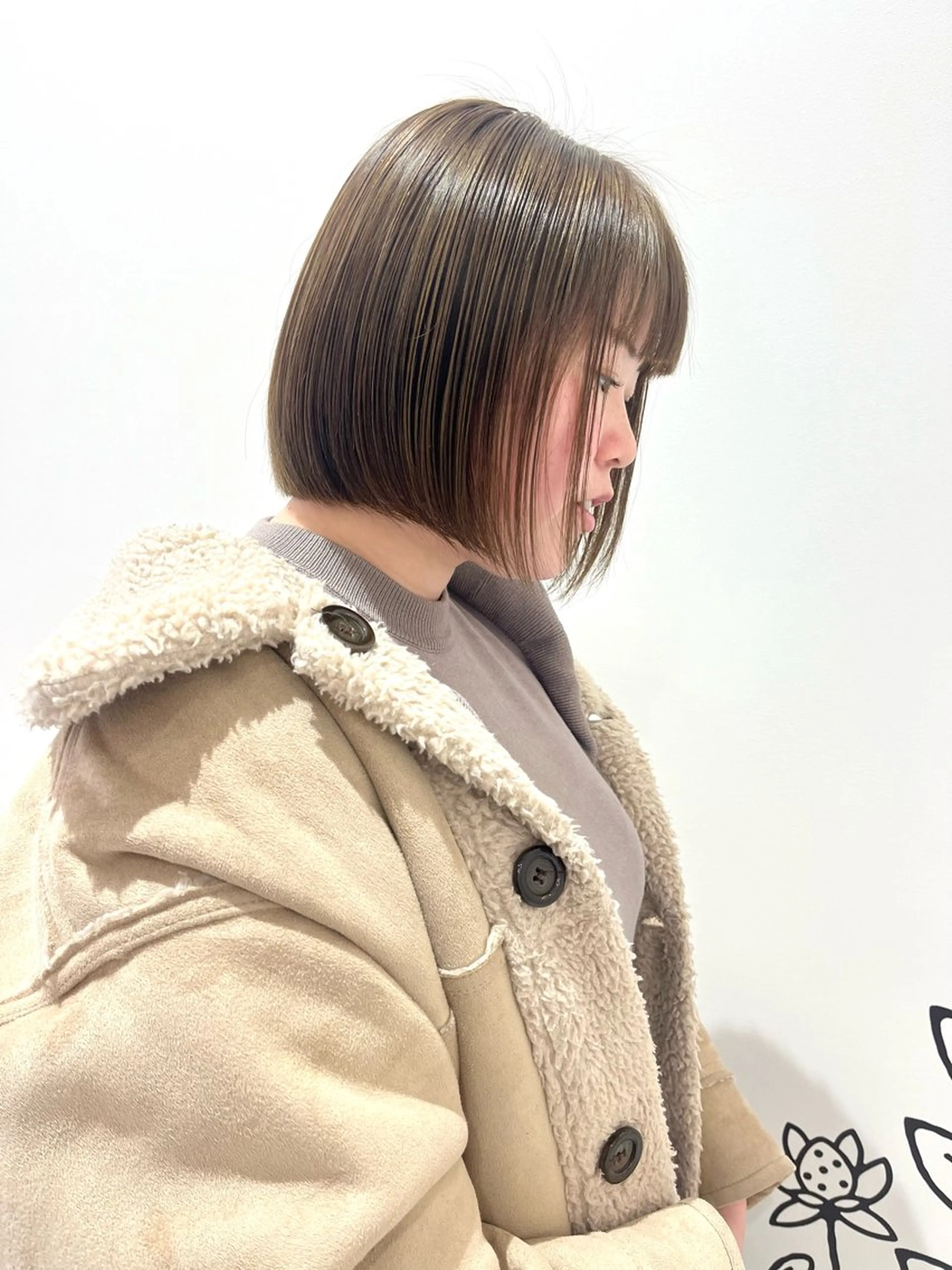ショート カラー ヘアアレンジ ハイライトカラー ボブ ハイライト ヘアカラー トリートメント ヘアセット 🌷ボブ/髪質改善 ストレートのヘアスタイル
