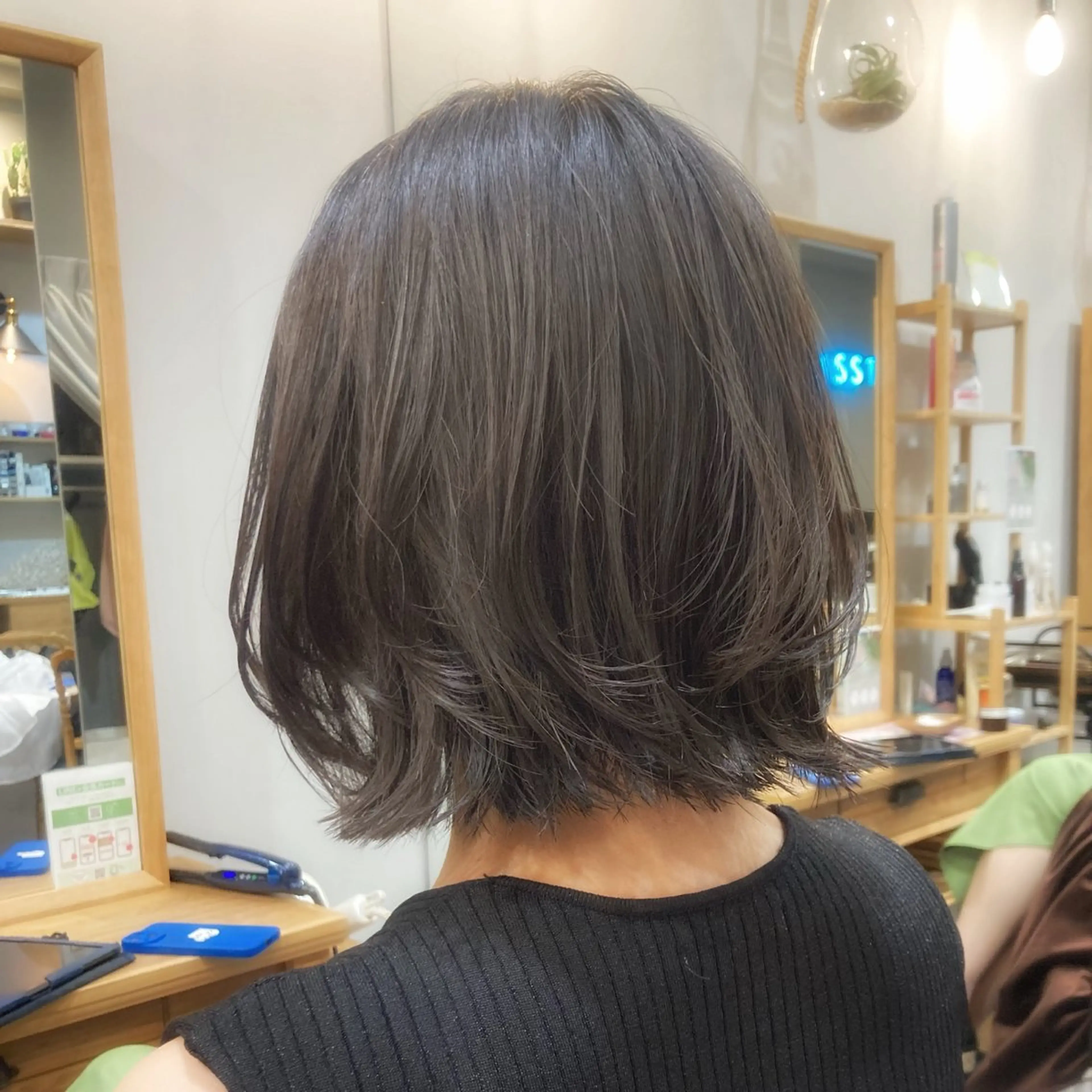 ショート ボブ 外ハネヘア 透明感カラー☆ 中村隆寛のヘアスタイル