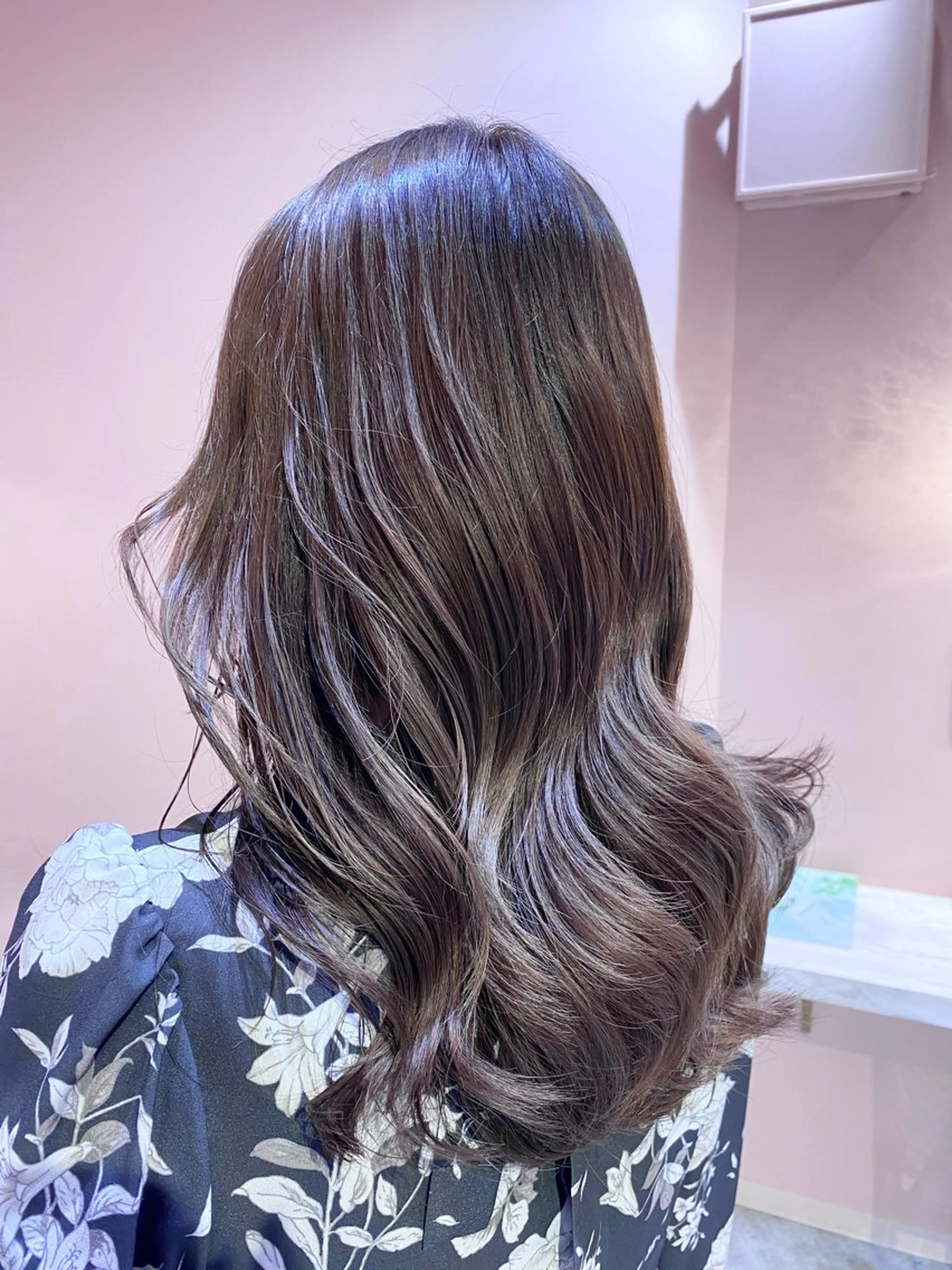 セミロング 🩰無料カットモ デル／レイヤー／ボブのヘアスタイル