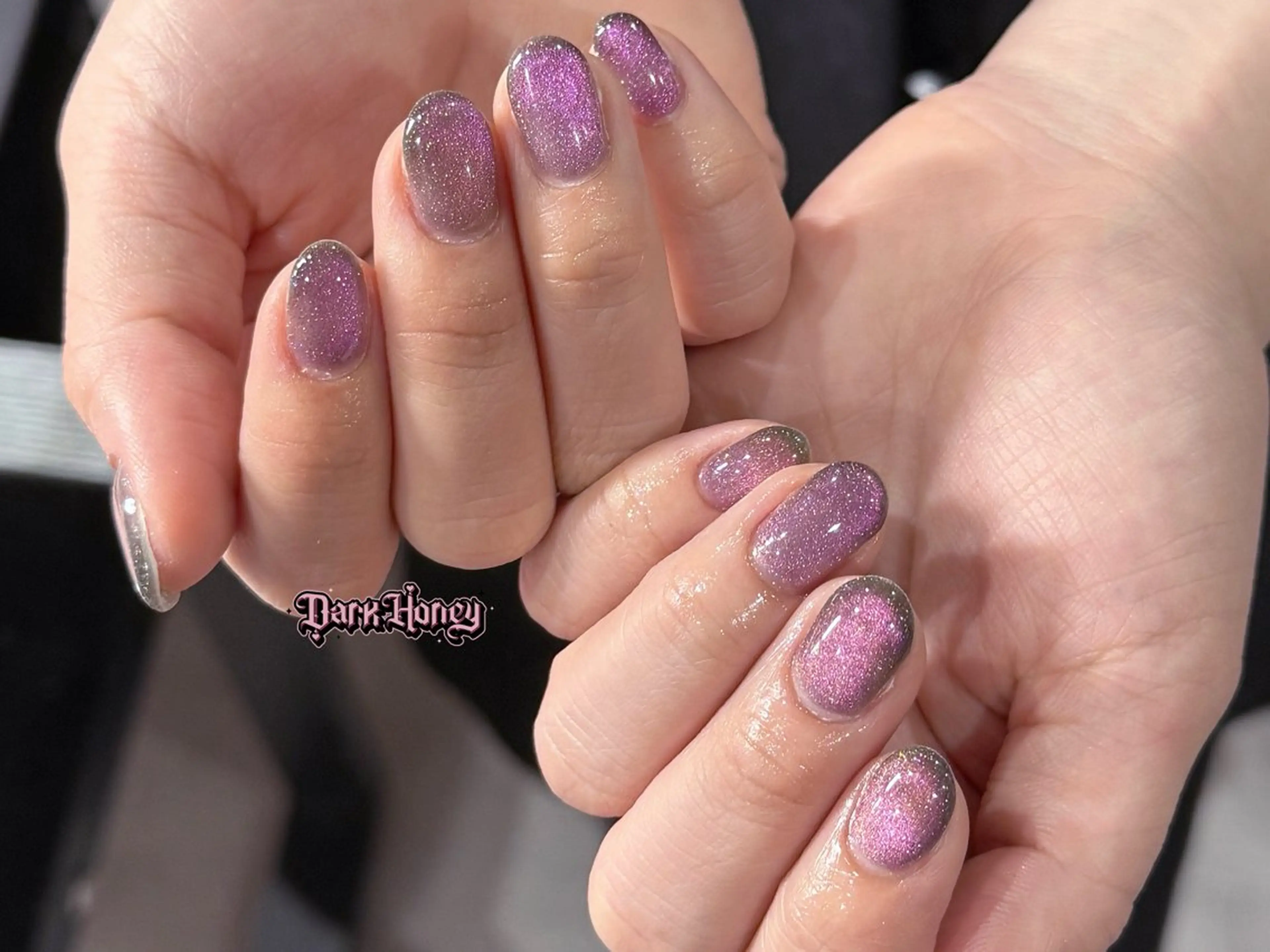 ネイル Dark Honey Kikiのネイルデザイン