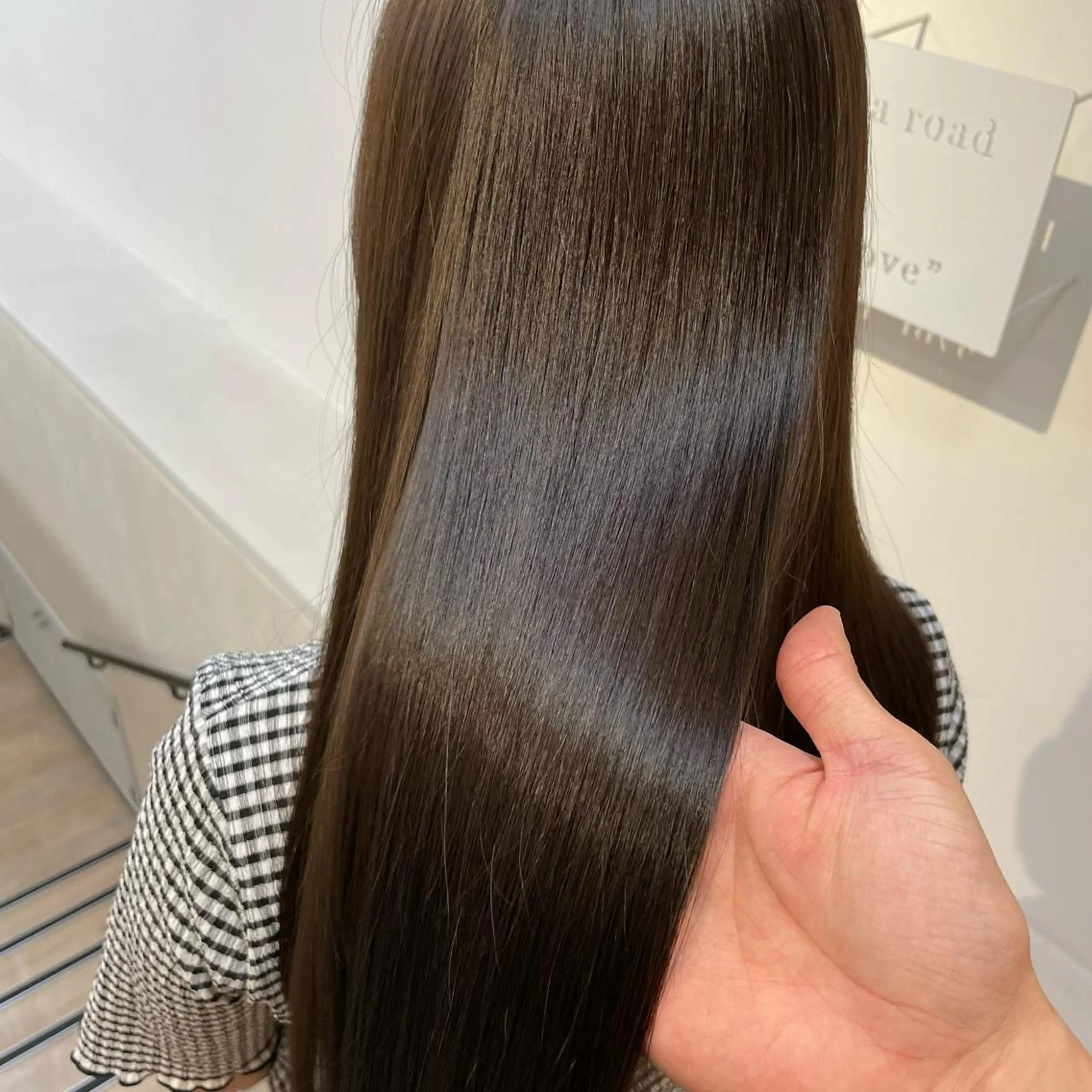 ロング 縮毛矯正 レイヤー/韓国ヘア /顔周り/大久保貴之のヘアスタイル