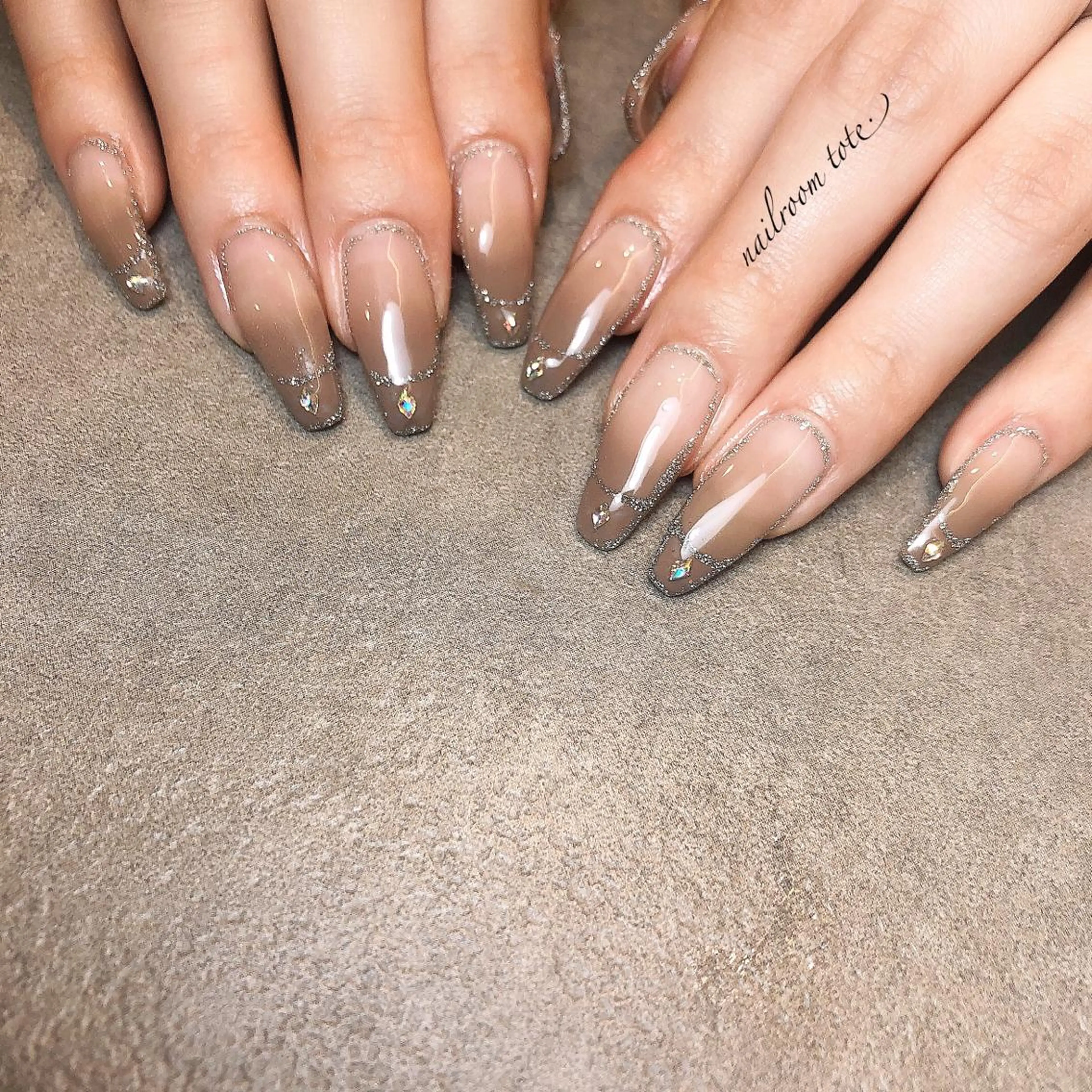 ネイル nailstudio ′ecole所属・nailstudio ′ecoleのネイルデザイン