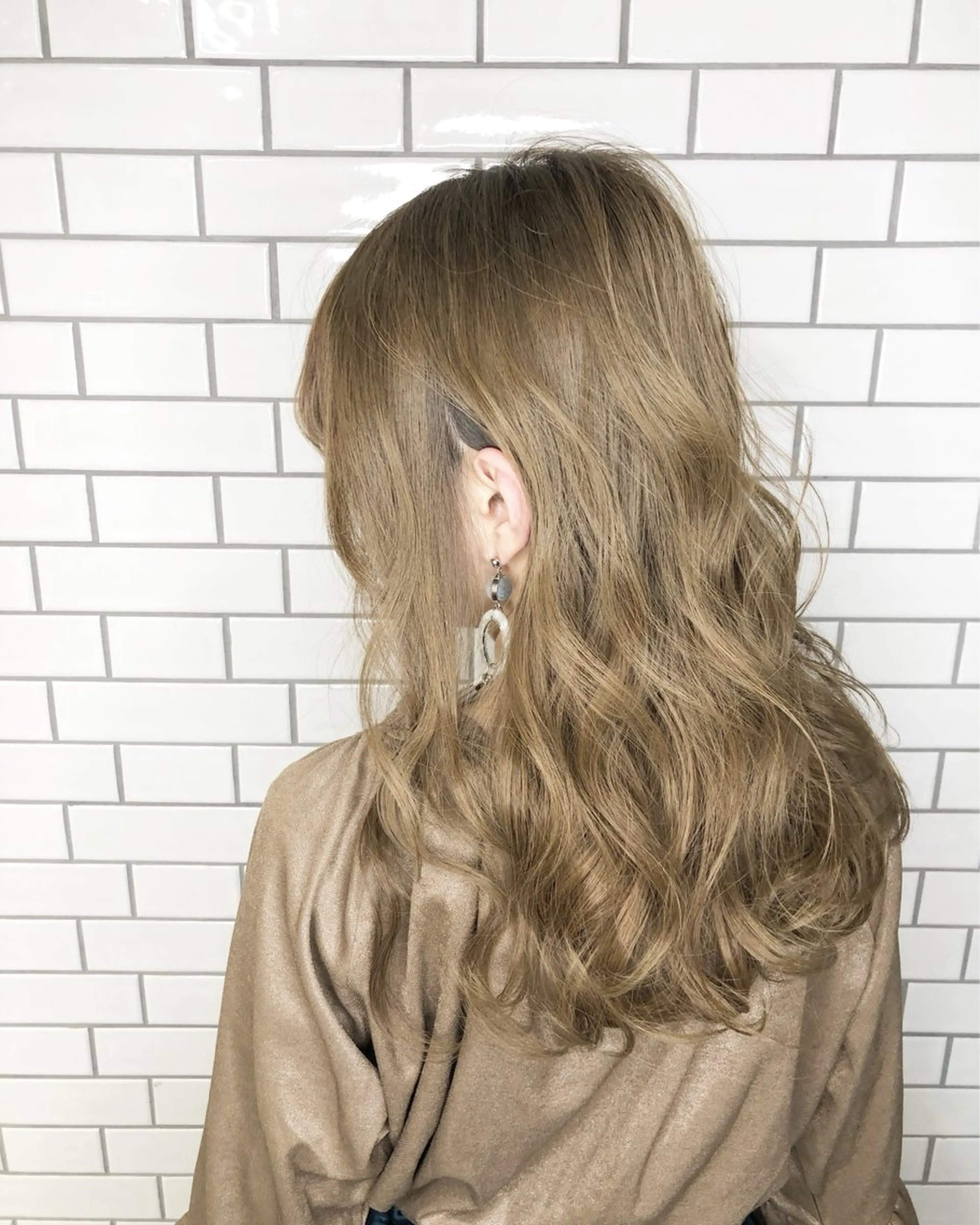 ロング カラー PEACE by CITA所属・AKIHIRO🔸 骨格診断似合わせのヘアスタイル