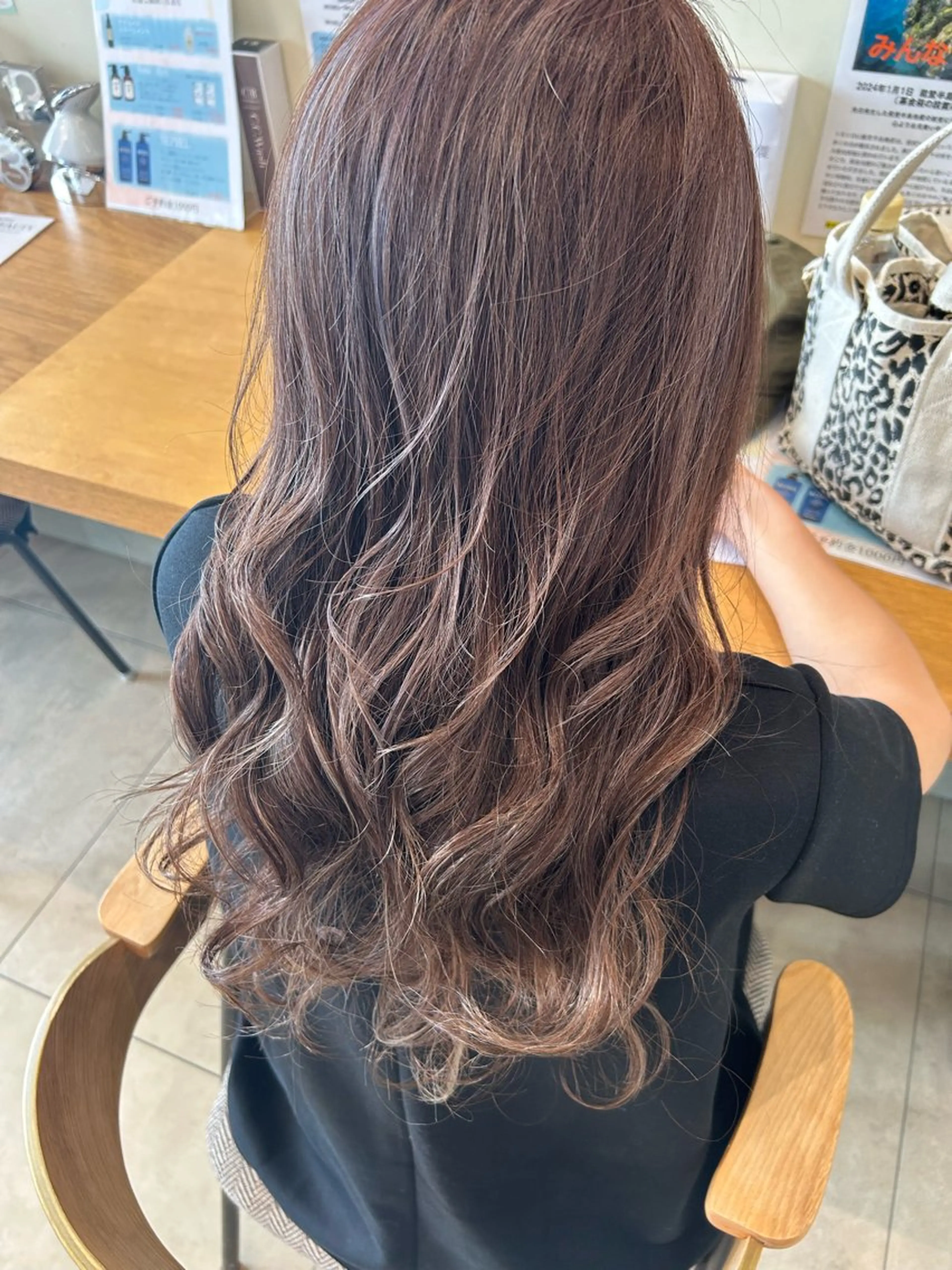 ロング カラー 福田 愛友のヘアスタイル