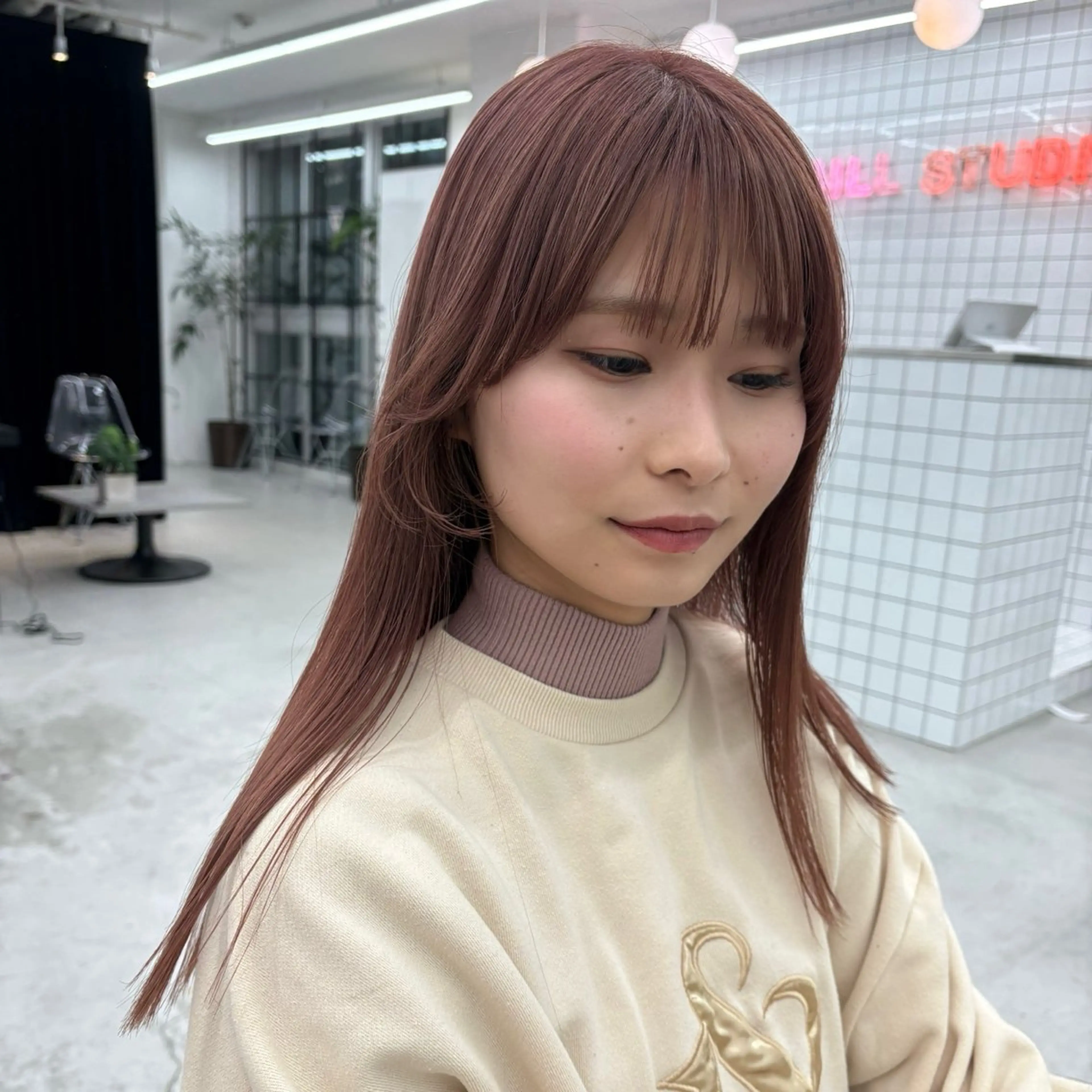 ロング カラー ベージュカラー ピンクカラー ピンクベージュ ヘアカラー トリートメント ❣️星野のあ❣️ 優しいダブルブリーチのヘアスタイル