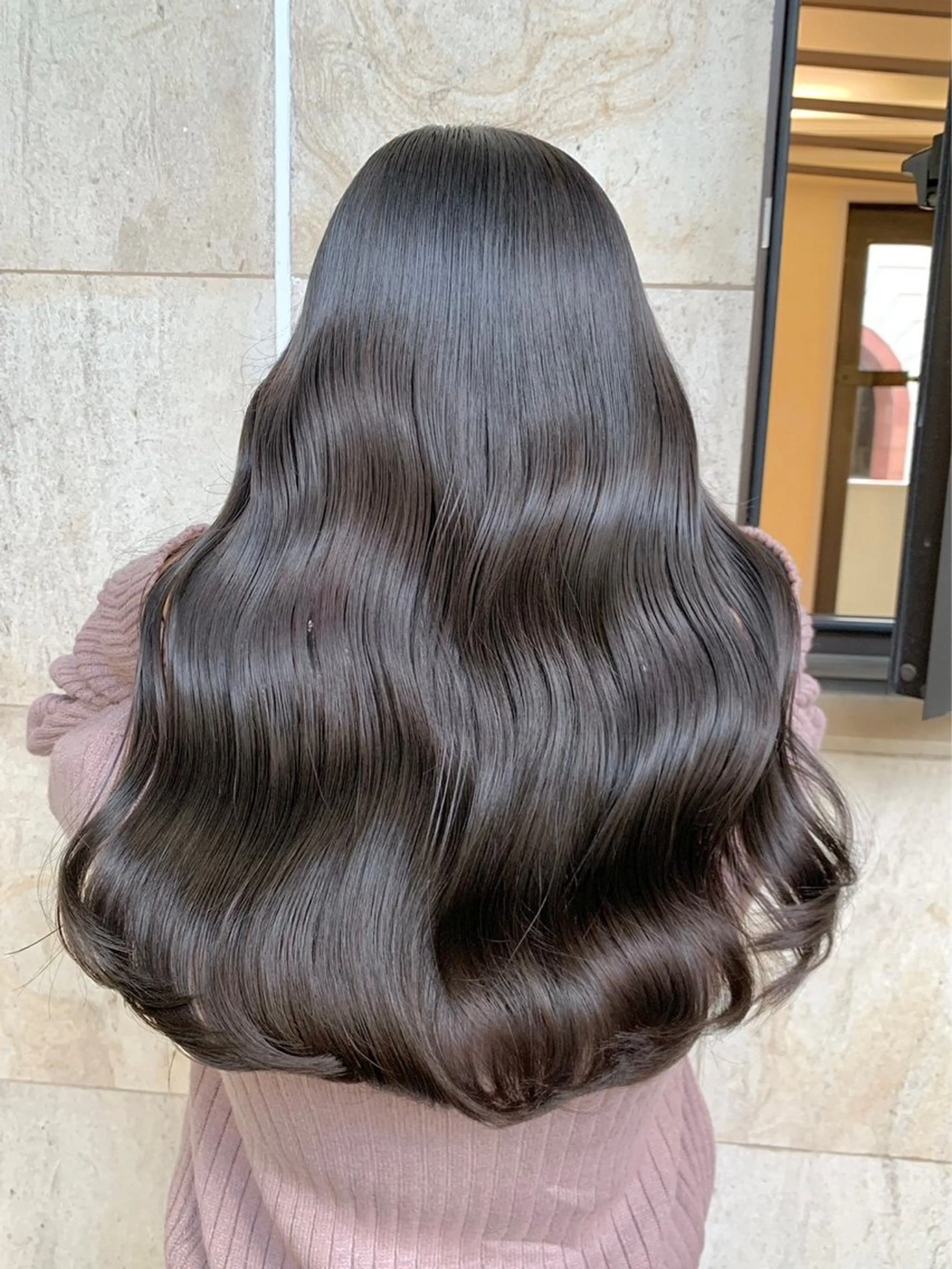 ロング カラー 切りっぱなしボブ ブリーチ ダブルカラー ハイライトカラー ブリーチなしカラー カット ヘアカラー トリートメント ヘッドスパ ヘアセット Wカラー/髪質改善/ 艶カラー🩶Sanaのヘアスタイル