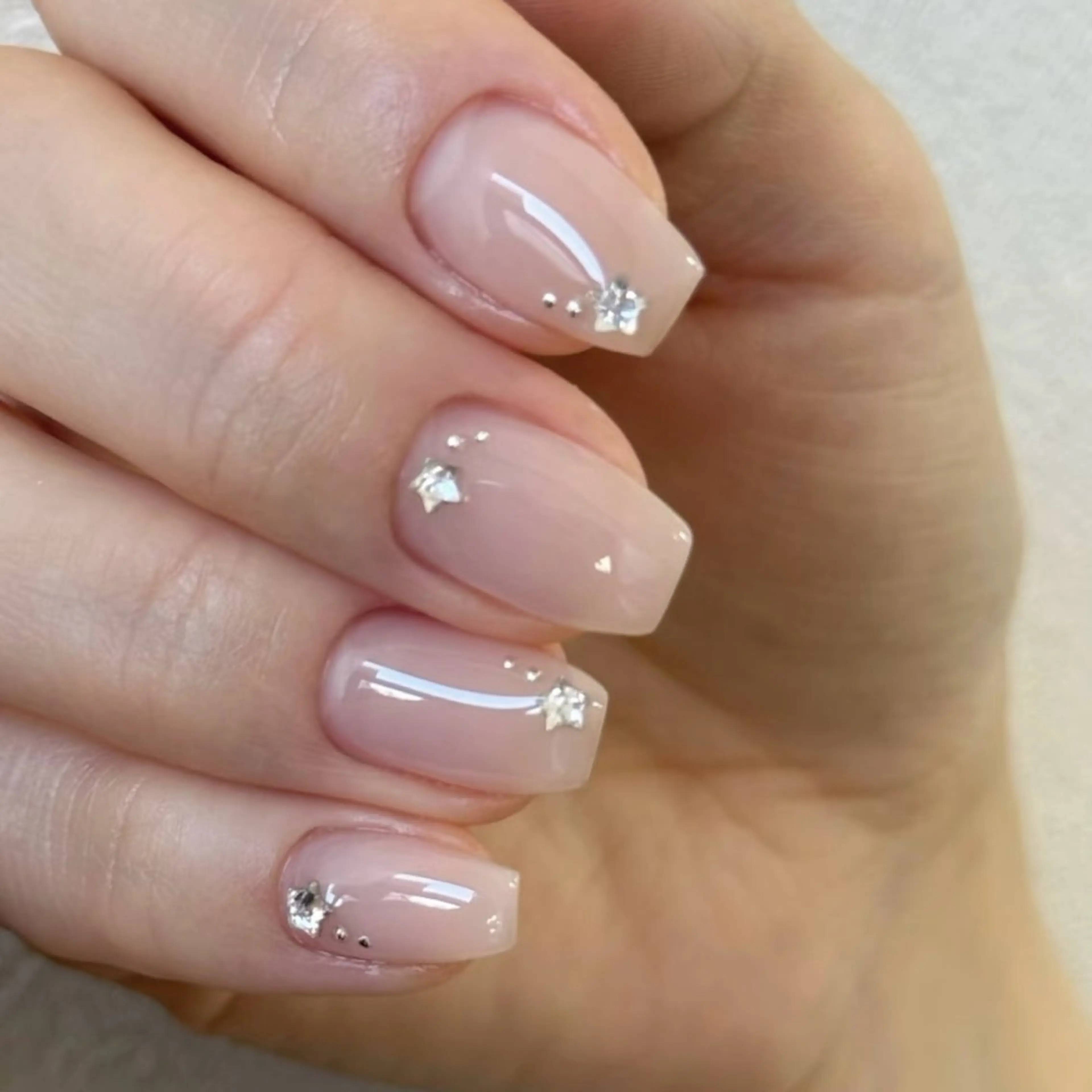 ネイル ハンドネイル もも モモのネイルデザイン