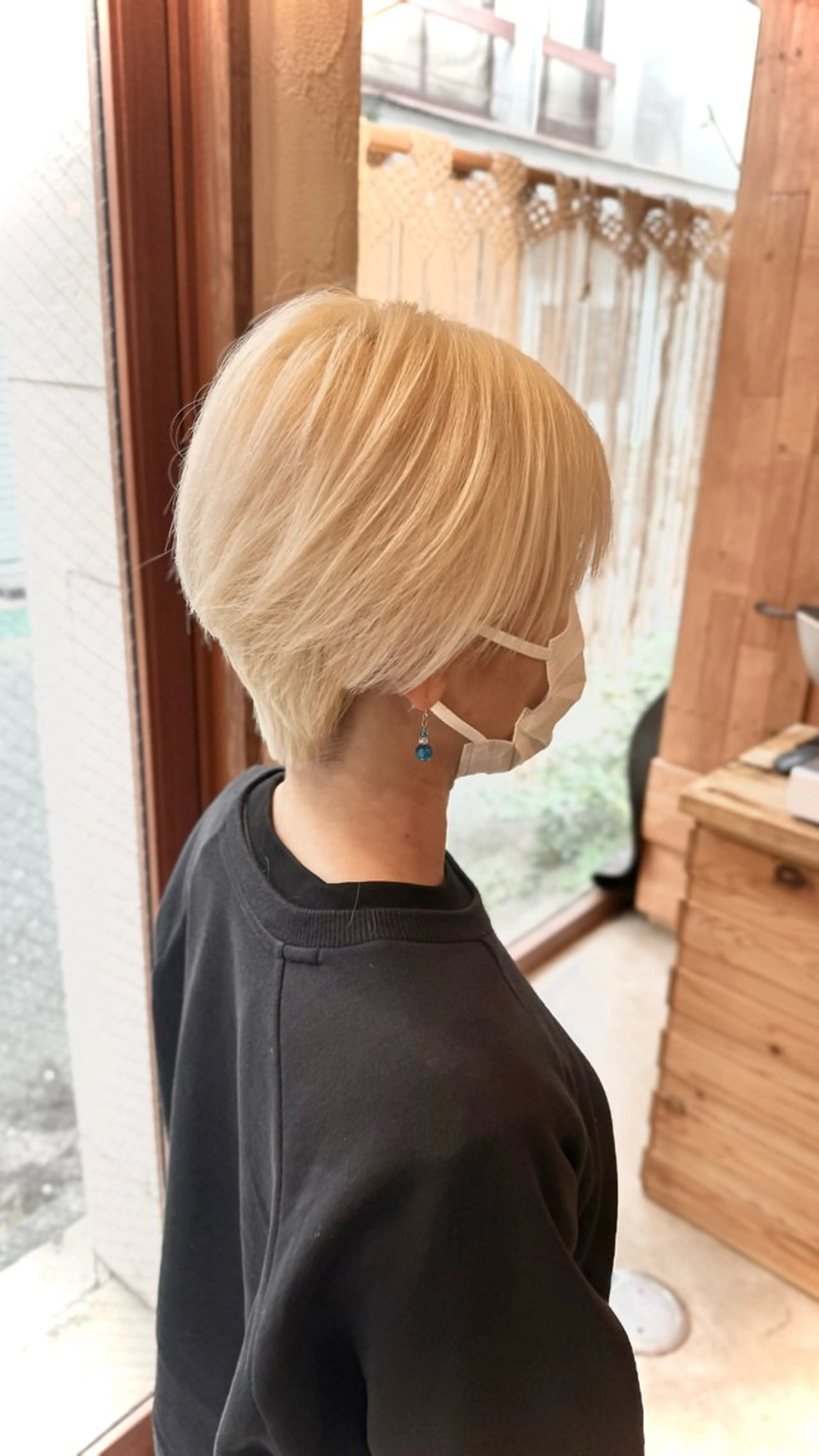 ショート カラー ヘアカラー れい/ ハイトーン/レイヤーのヘアスタイル