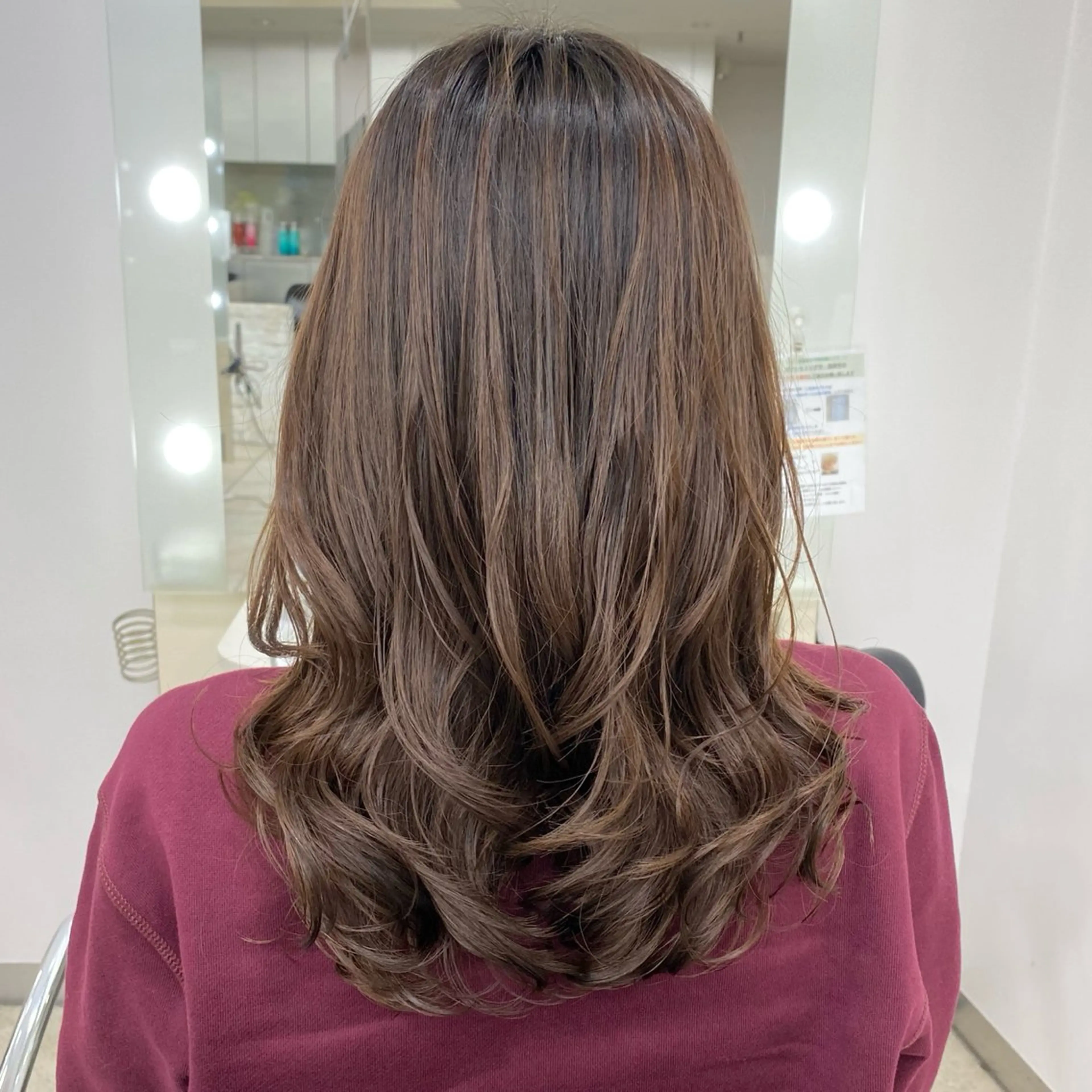 ミディアム パーマ コテ巻き風パーマ💛 池袋のヘアスタイル