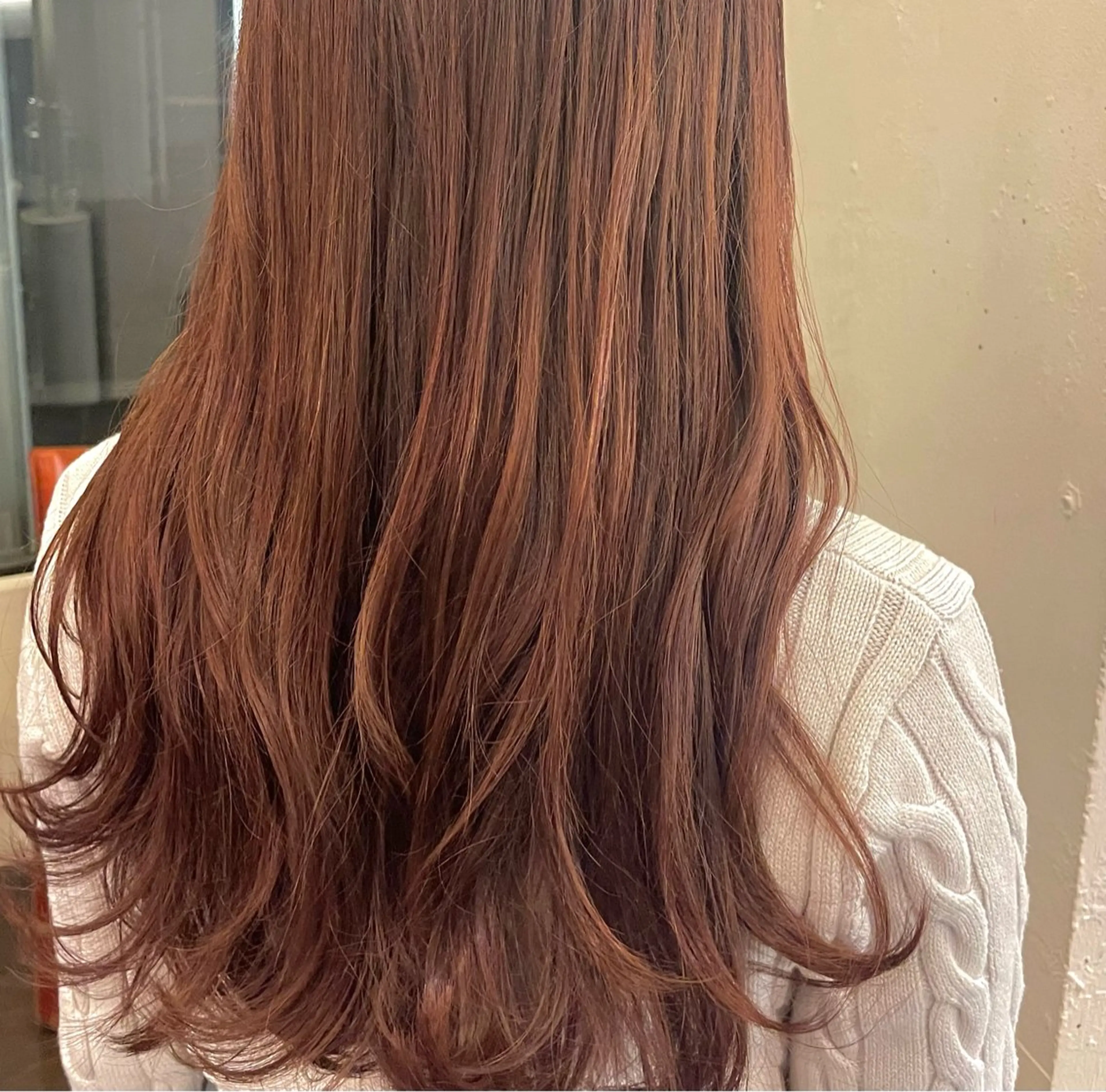 ロング 吉田 優里のヘアスタイル