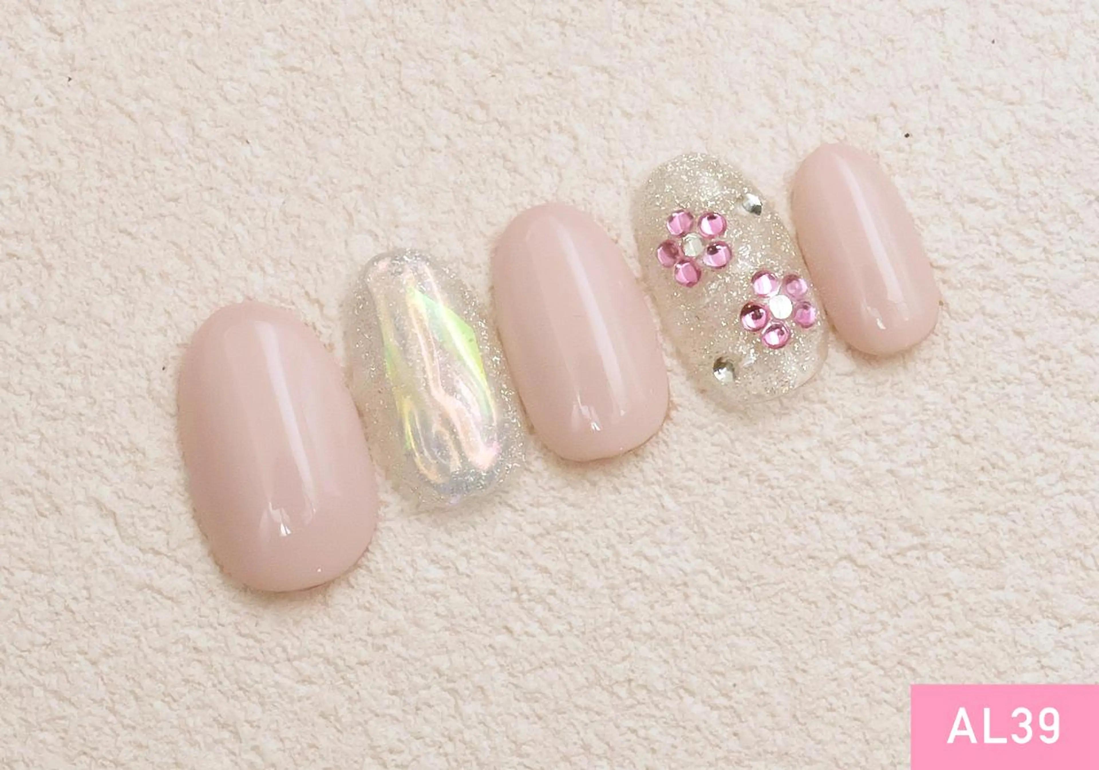ネイル ゴールド 新橋Nail あやののネイルデザイン
