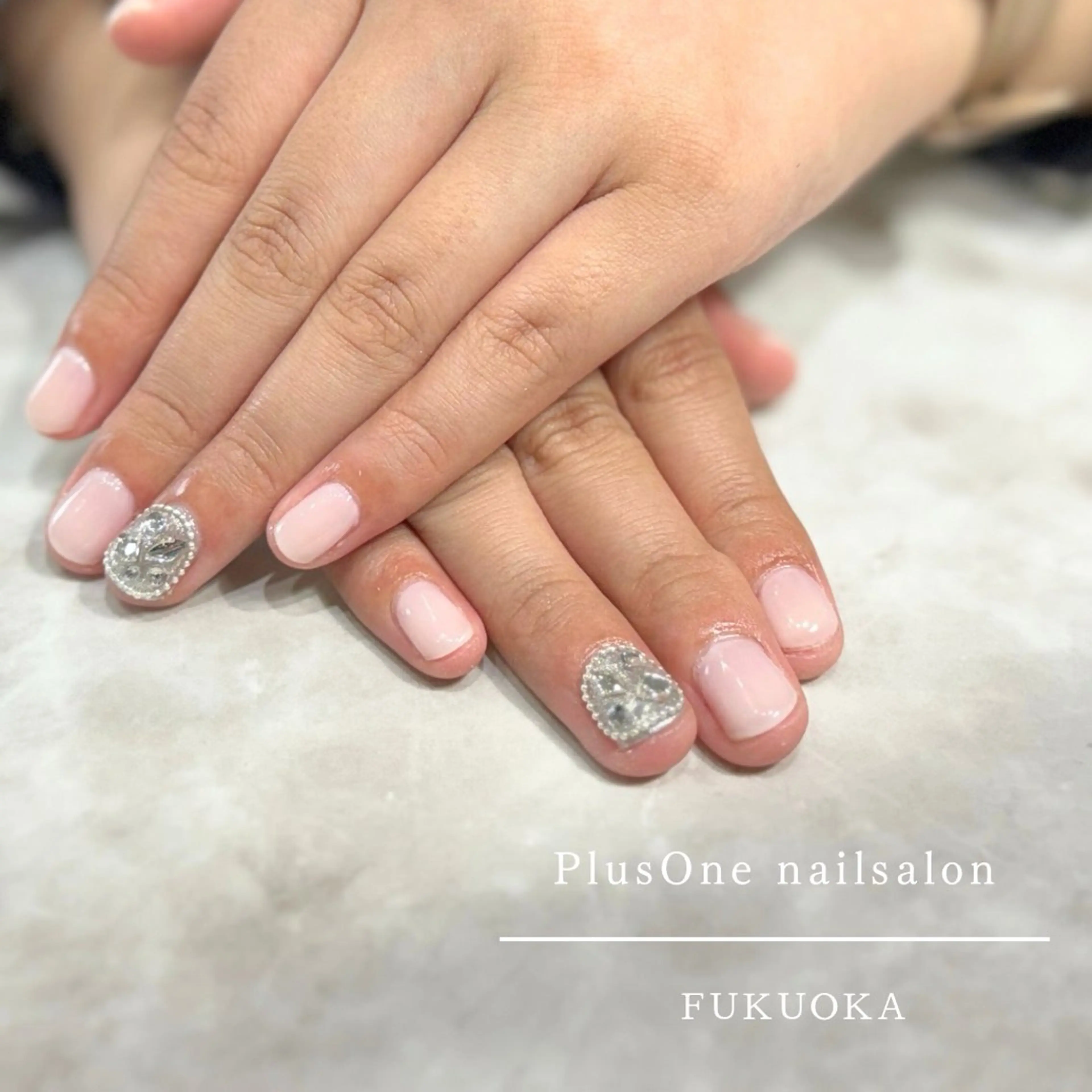 ネイル ドット ガーリー ワンカラーネイル 夏ネイル 粕屋耳ツボジュエリー 💎（ネイル休）のその他イメージ